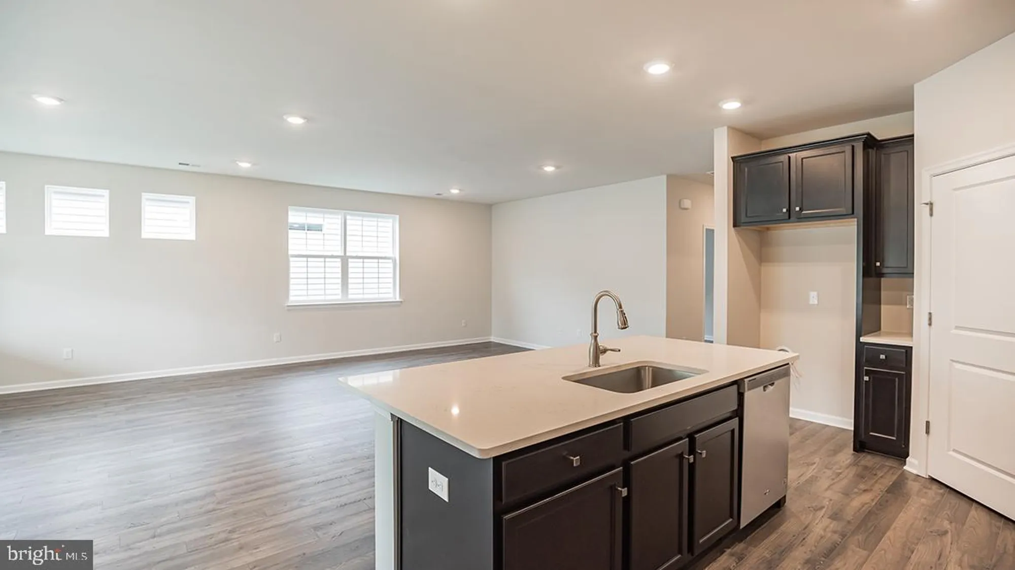 Property Slideshow image 26 of 52 | 127 hilton head ct, Egg Harbor Township, NJ, 08234