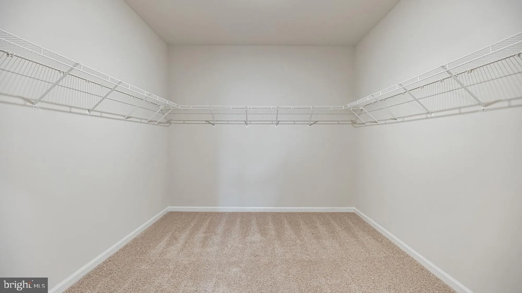 Property Slideshow image 32 of 52 | 127 hilton head ct, Egg Harbor Township, NJ, 08234