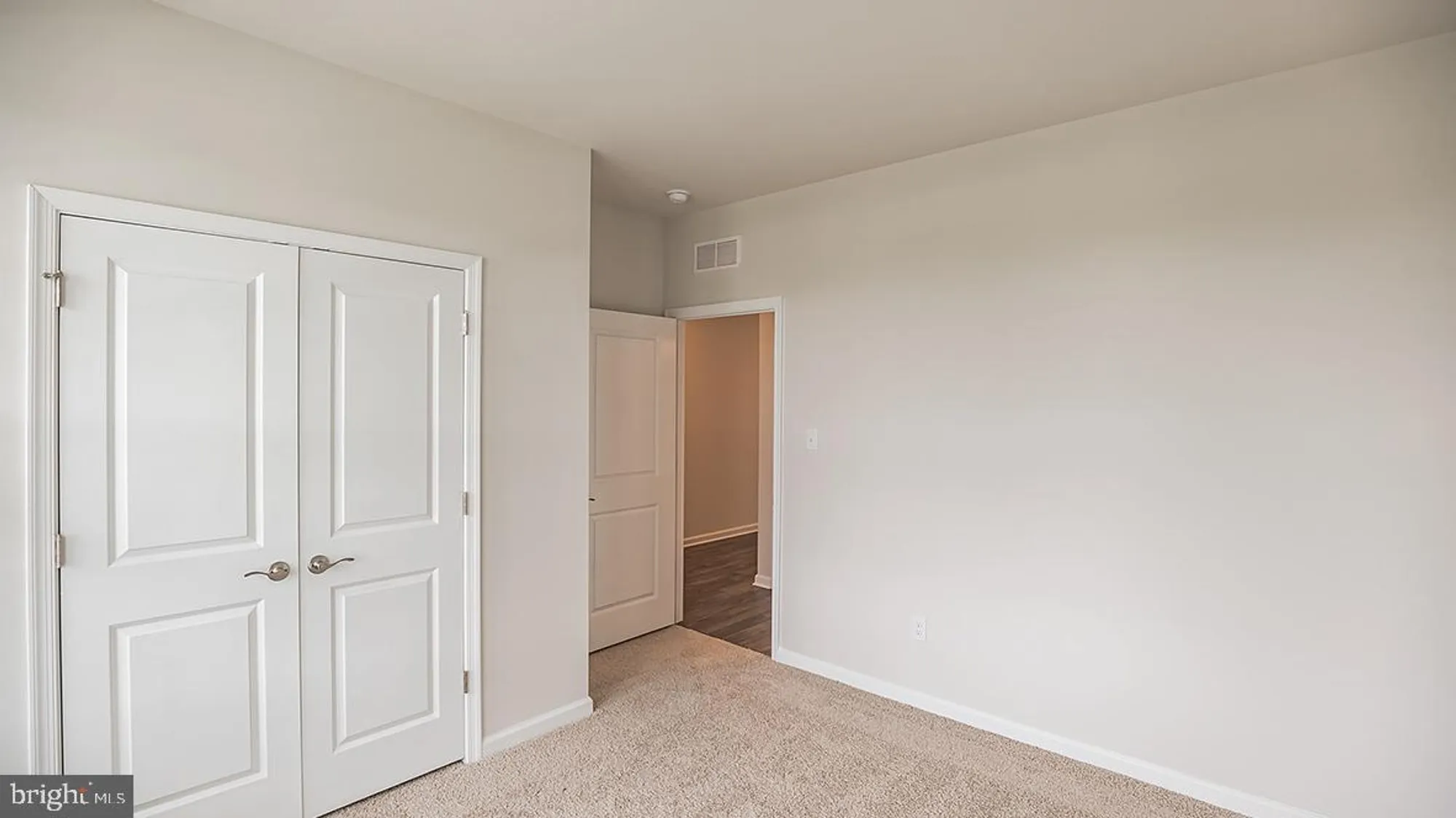 Property Slideshow image 39 of 52 | 127 hilton head ct, Egg Harbor Township, NJ, 08234