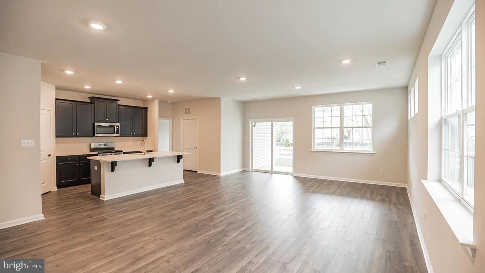 Property Slideshow image 42 of 52 | 127 hilton head ct, Egg Harbor Township, NJ, 08234