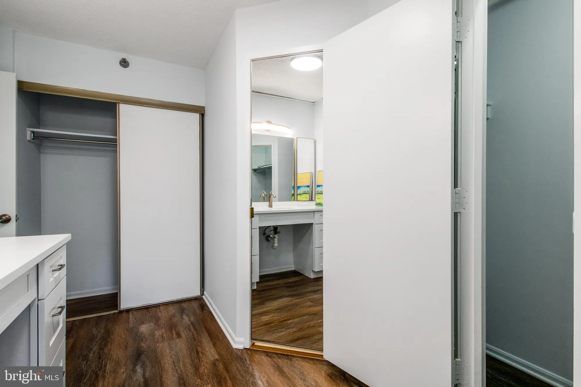 Property Slideshow image 33 of 52 | 15115 interlachen dr 3-1020, Silver Spring, MD, 20906