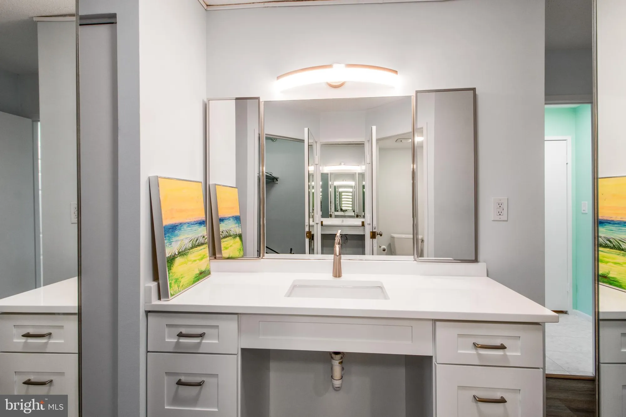 Property Slideshow image 41 of 52 | 15115 interlachen dr 3-1020, Silver Spring, MD, 20906