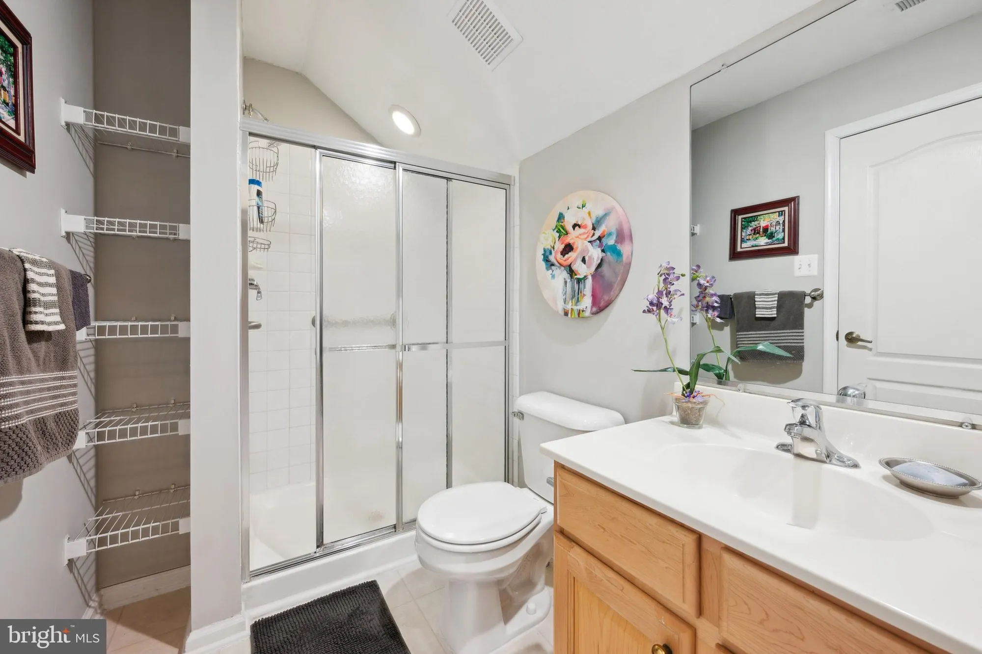 Property Slideshow image 19 of 37 | 136 sandpiper ln, West Deptford, NJ, 08086