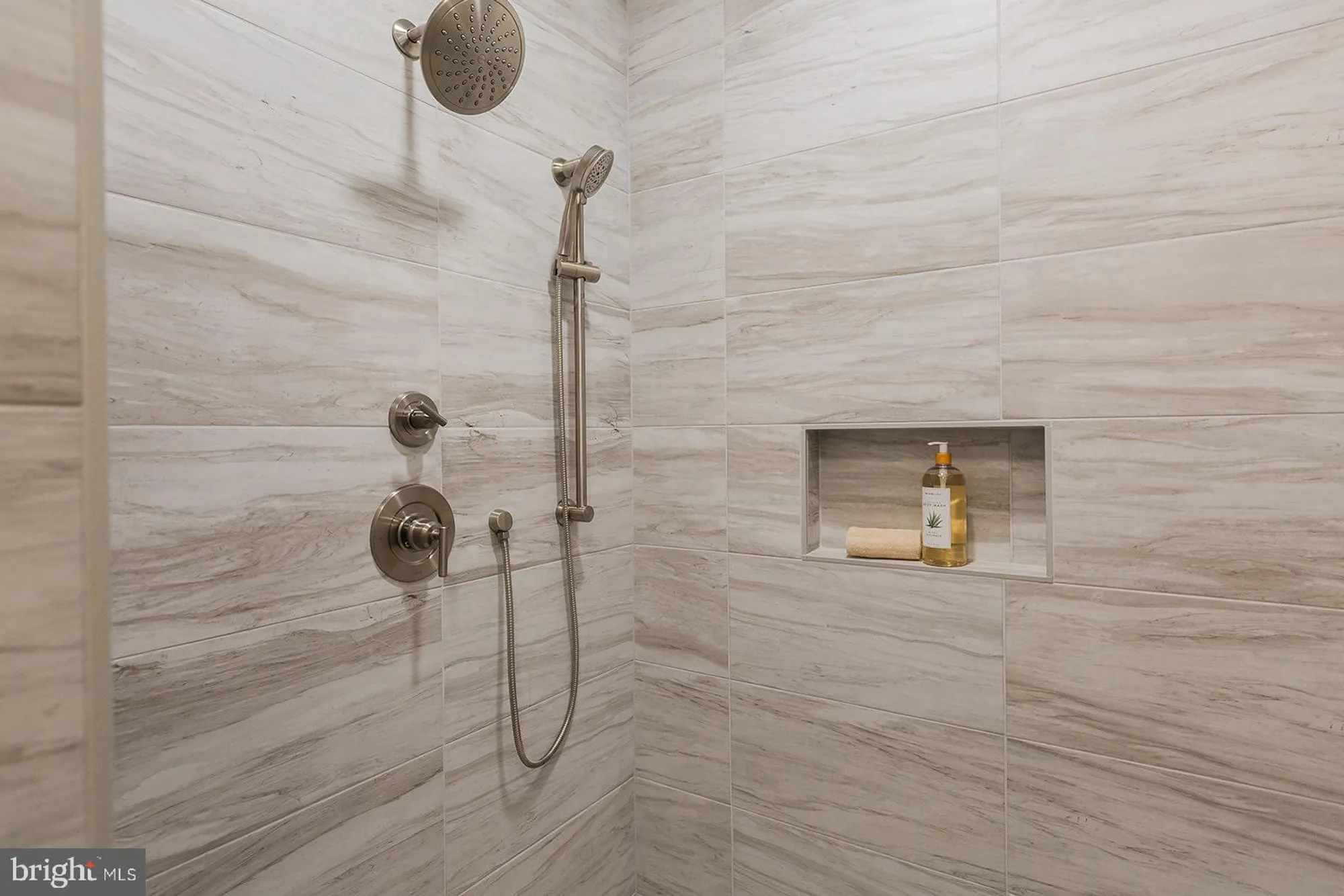 Property Slideshow image 27 of 49 | 618 greenbriar path, Cochranville, PA, 19330