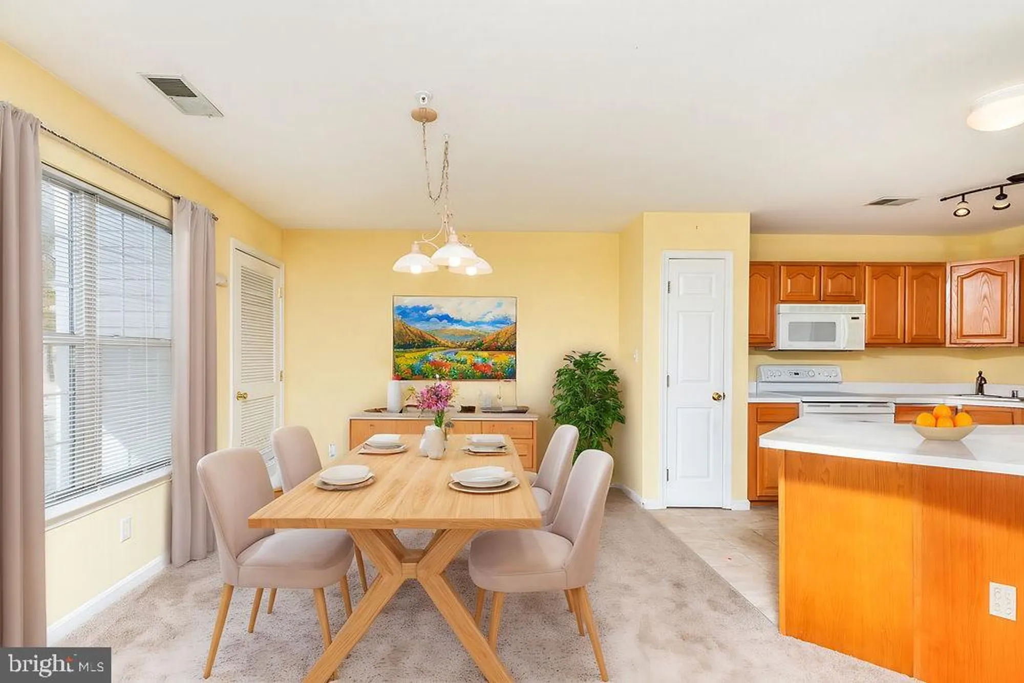 Property Slideshow image 5 of 38 | 11425 manklin creek rd unit 2, Ocean Pines, MD, 21811