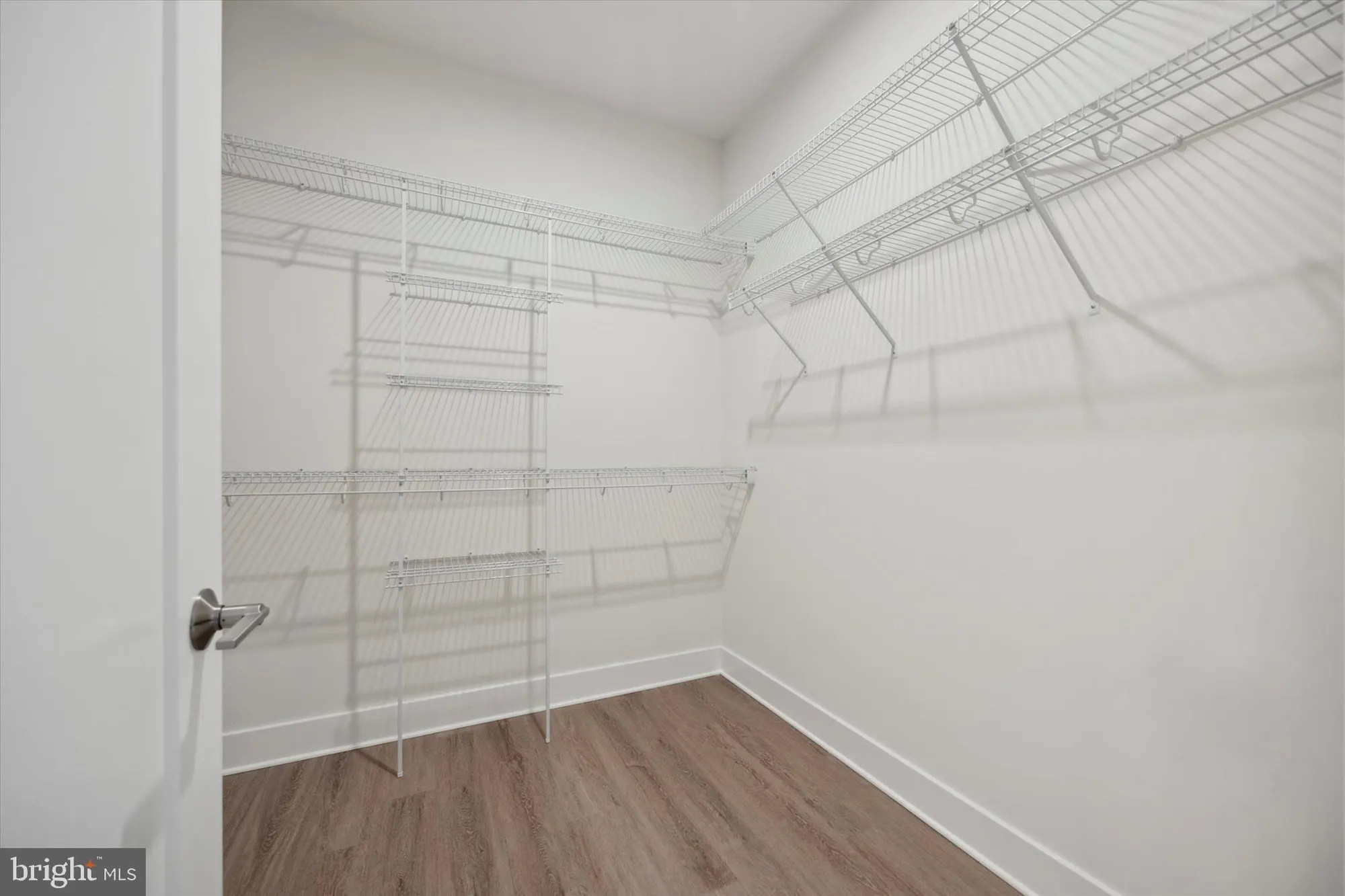 Property Slideshow image 17 of 32 | 528 fullerton farm ct 11, Warrington, PA, 18976