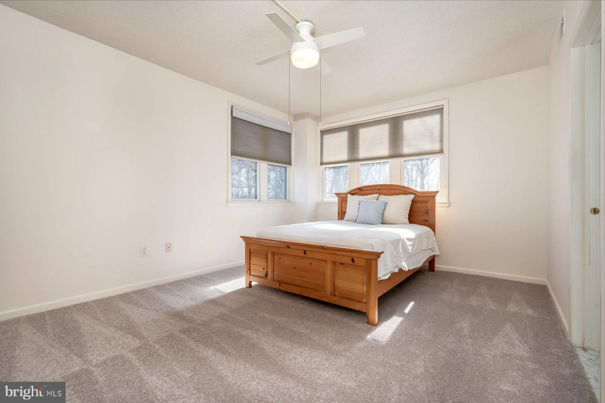 Property Slideshow image 9 of 29 | 930 astern way 405, Annapolis, MD, 21401