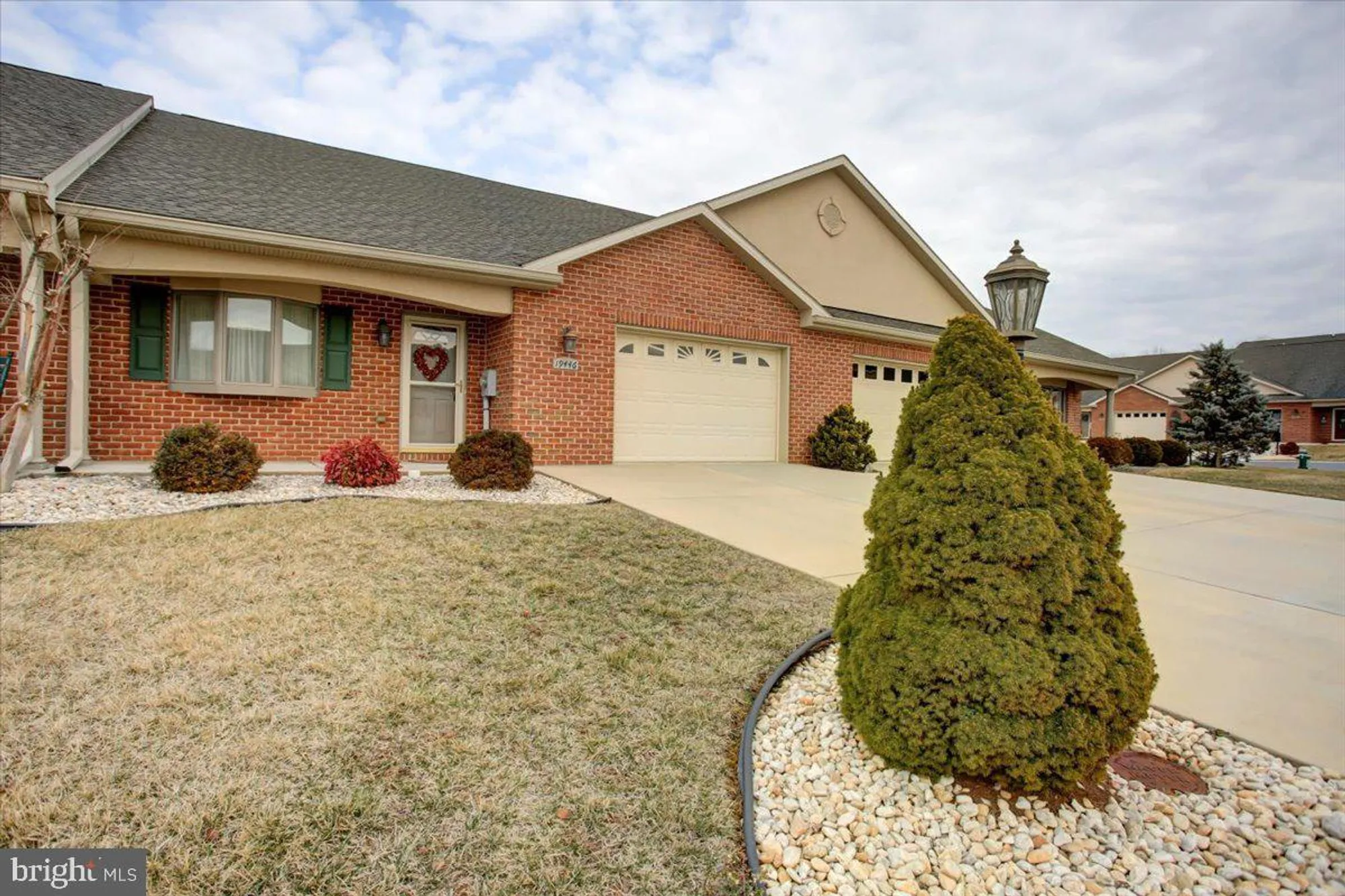Property Slideshow image 3 of 36 | 19446 sapphire dr, Hagerstown, MD, 21742