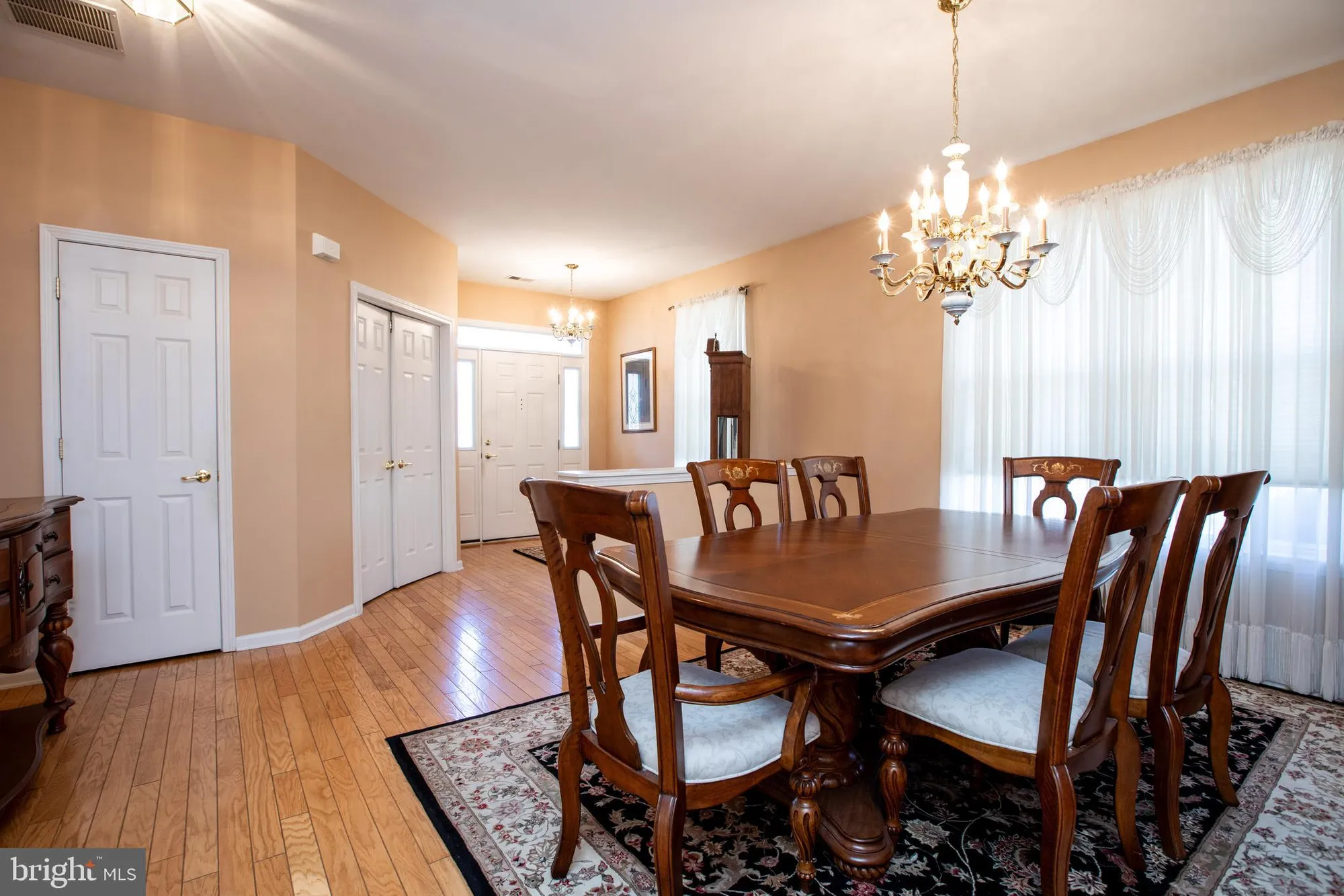 Property Slideshow image 9 of 32 | 83 huntington dr, Jackson, NJ, 08527