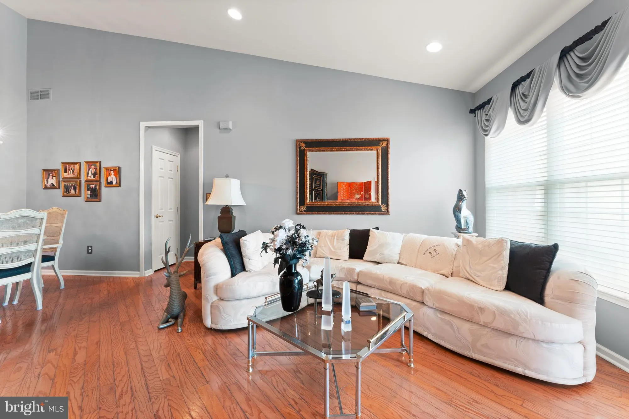 Property Slideshow image 5 of 39 | 210 shady brook dr 281, Langhorne, PA, 19047