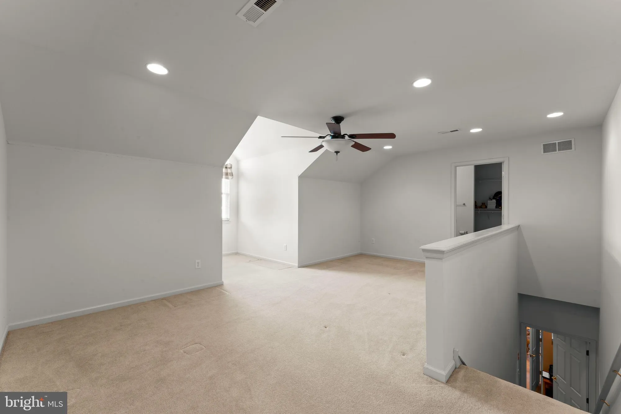 Property Slideshow image 27 of 39 | 210 shady brook dr 281, Langhorne, PA, 19047