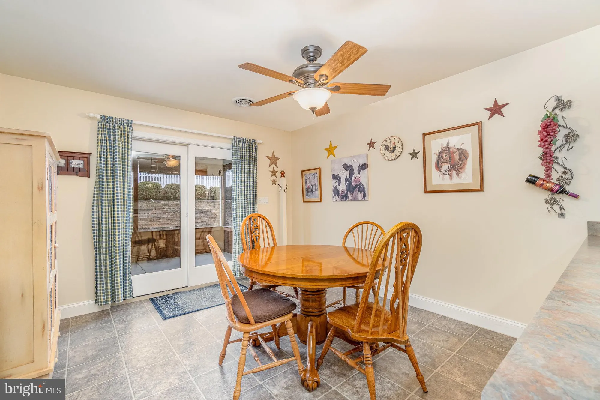 Property Slideshow image 22 of 29 | 1012 english dr, Lebanon, PA, 17042