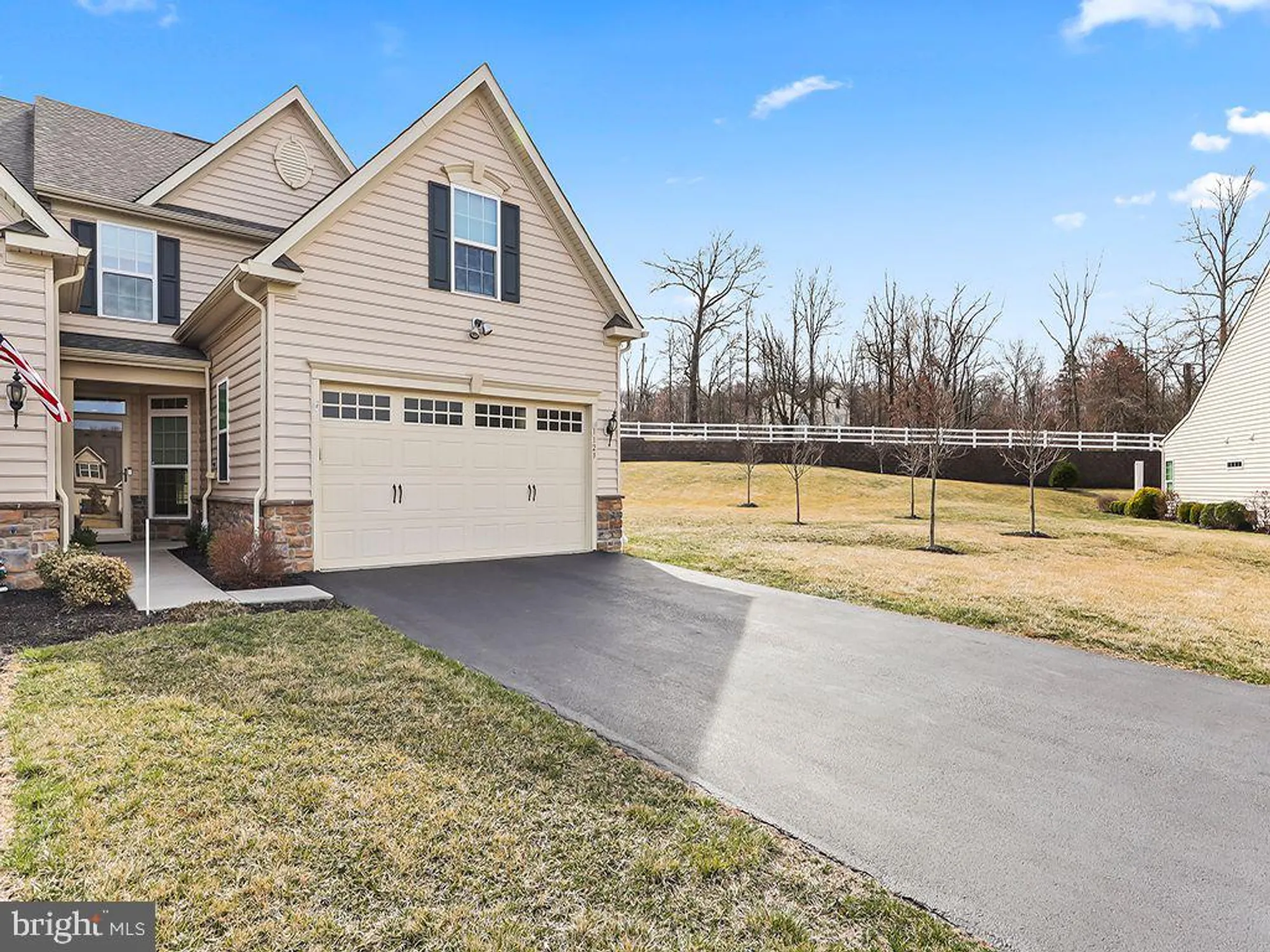 Property Slideshow image 1 of 42 | 1123 arbour ln, Quakertown, PA, 18951