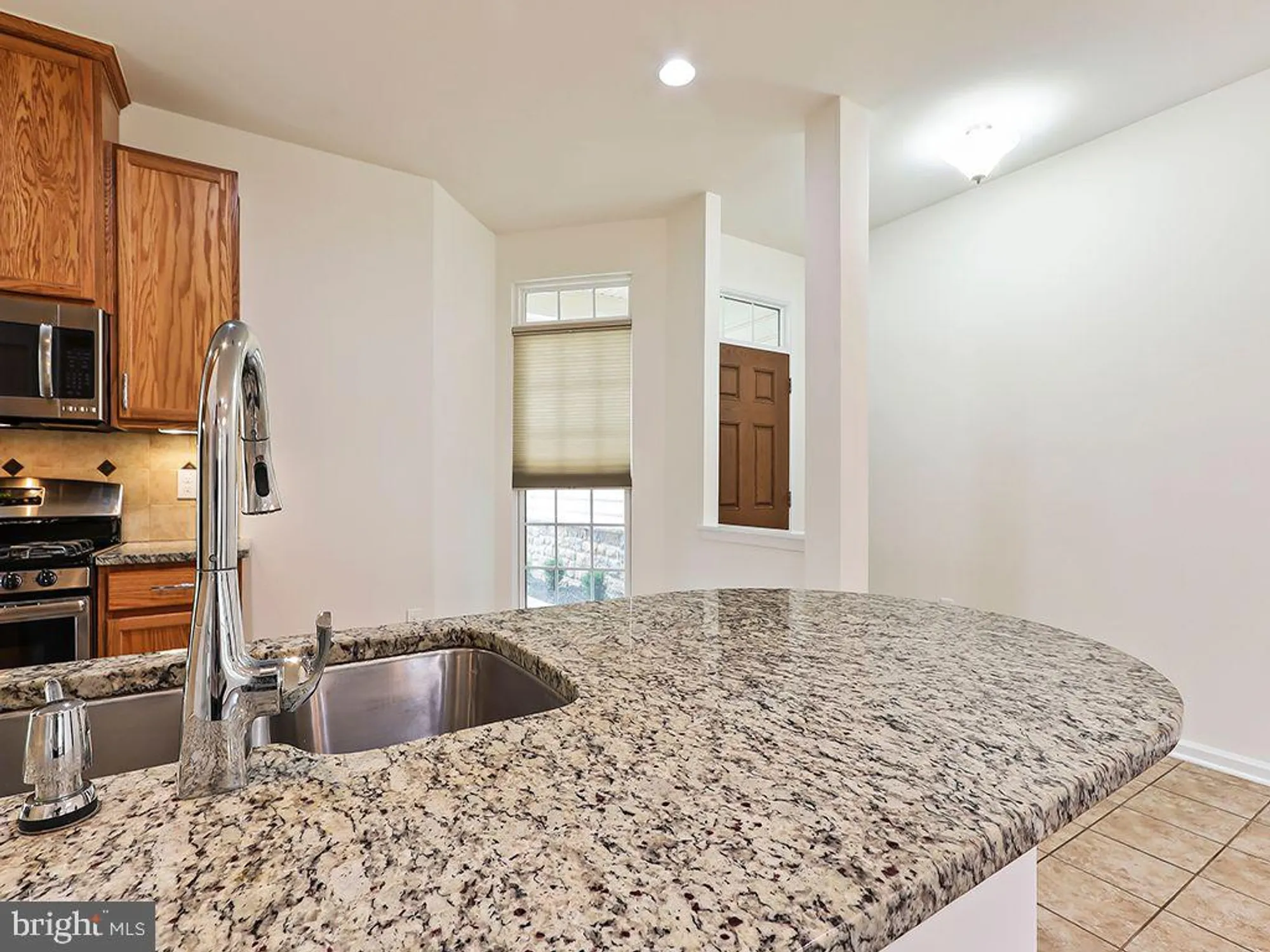 Property Slideshow image 6 of 42 | 1123 arbour ln, Quakertown, PA, 18951