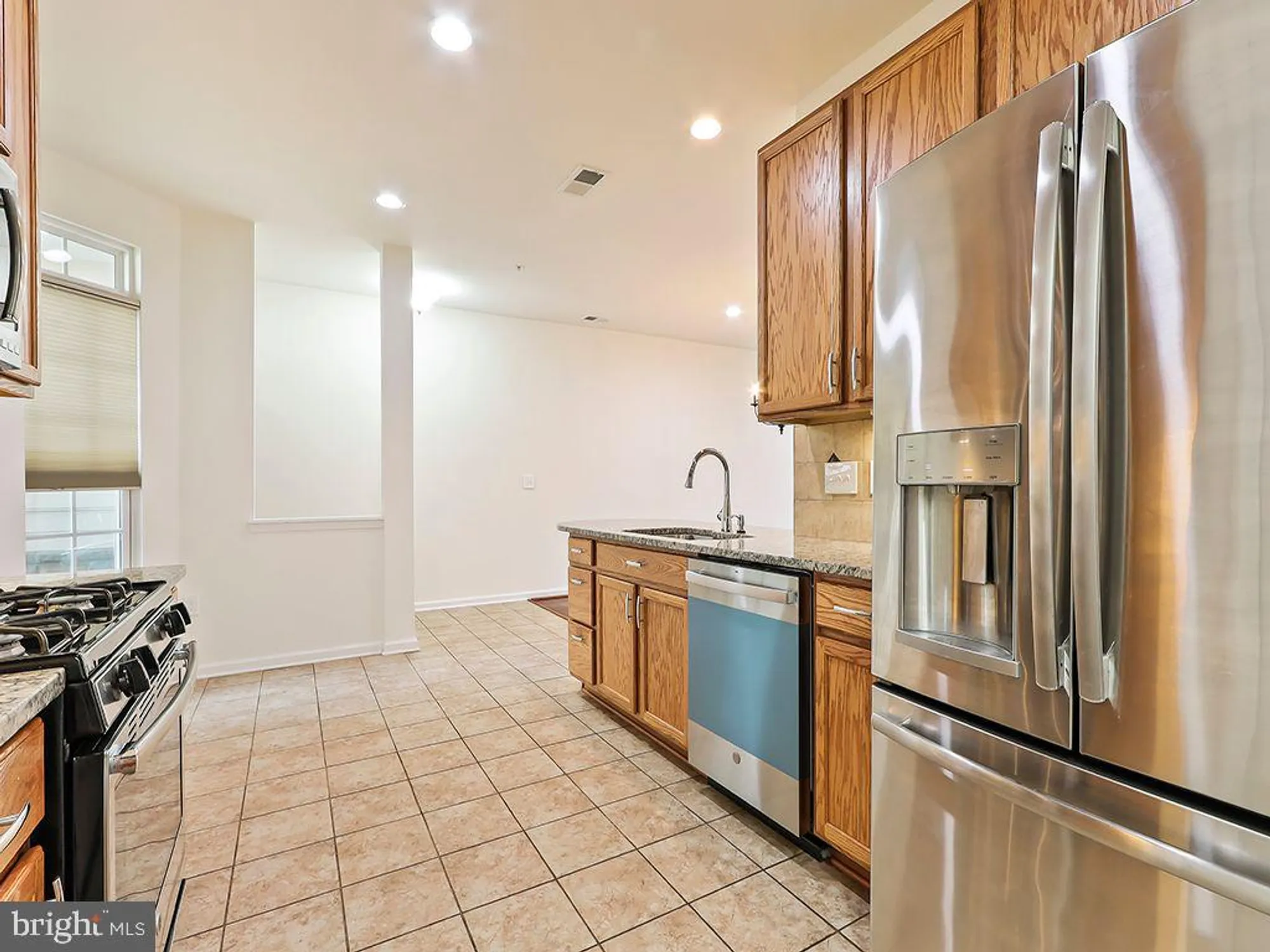 Property Slideshow image 9 of 42 | 1123 arbour ln, Quakertown, PA, 18951