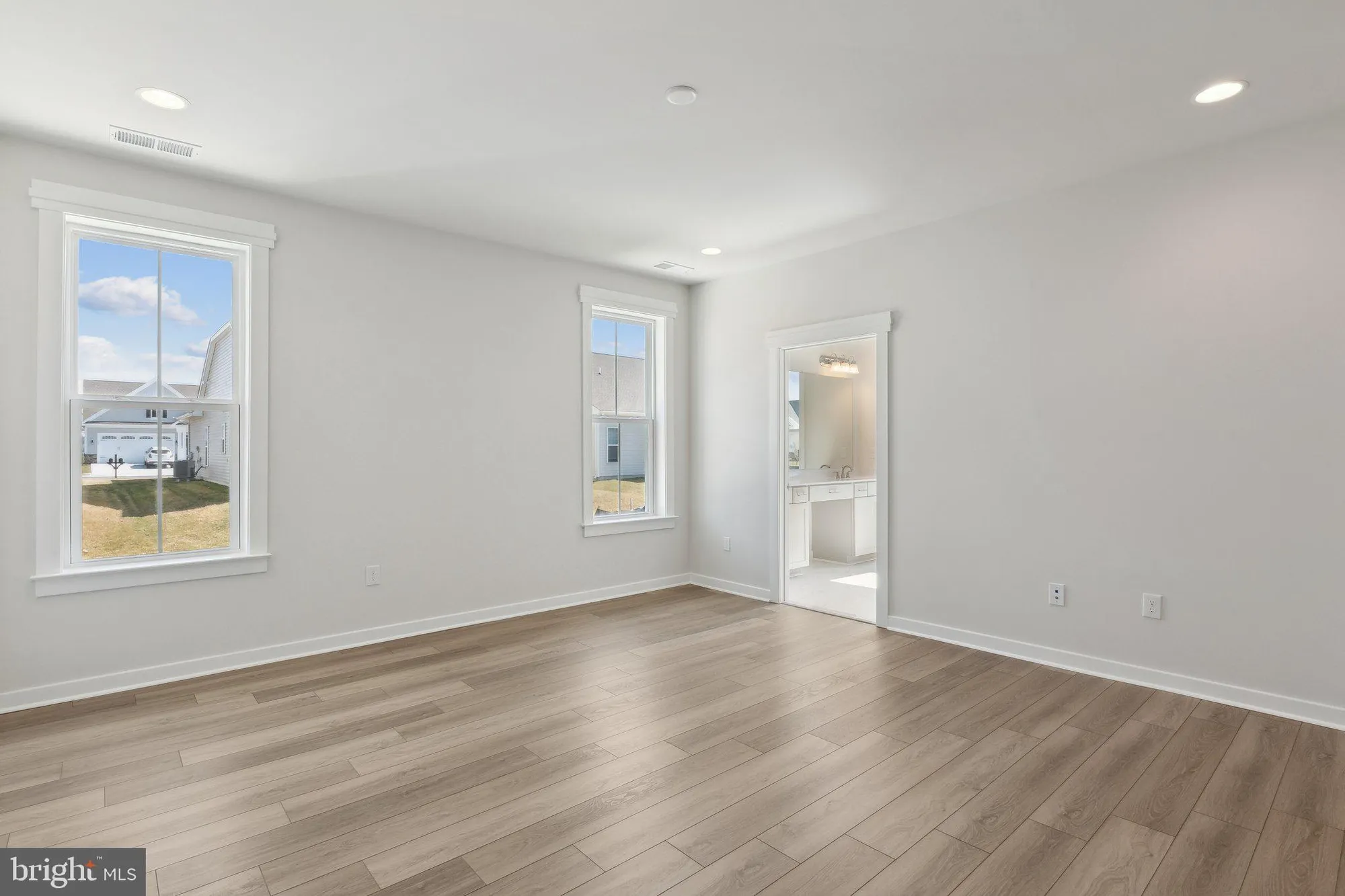 Property Slideshow image 11 of 35 | 318 heritage shores cir, Bridgeville, DE, 19933