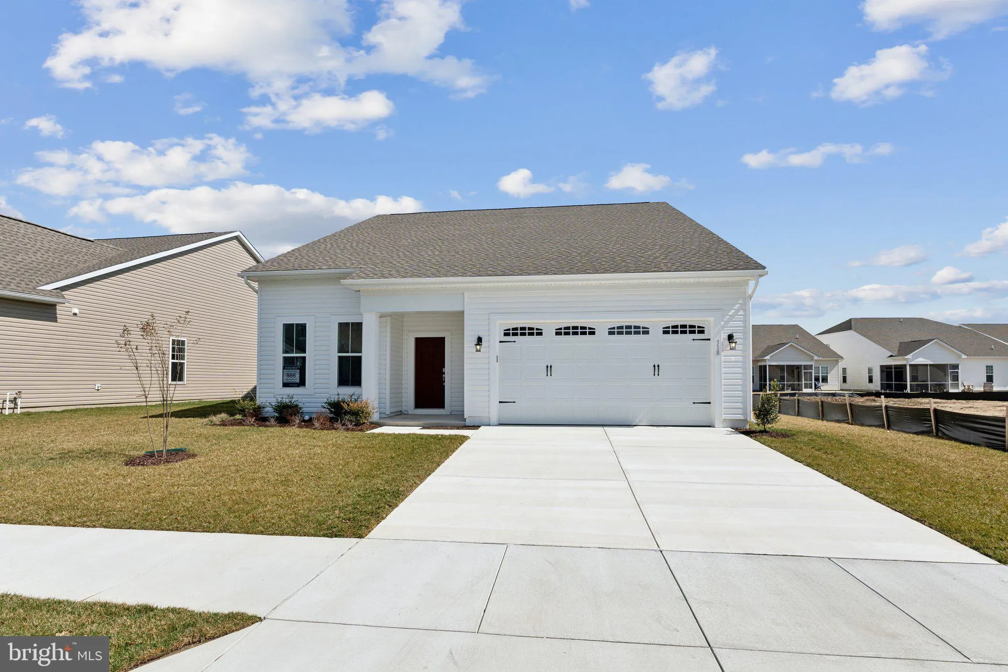 Property Slideshow image 2 of 35 | 318 heritage shores cir, Bridgeville, DE, 19933