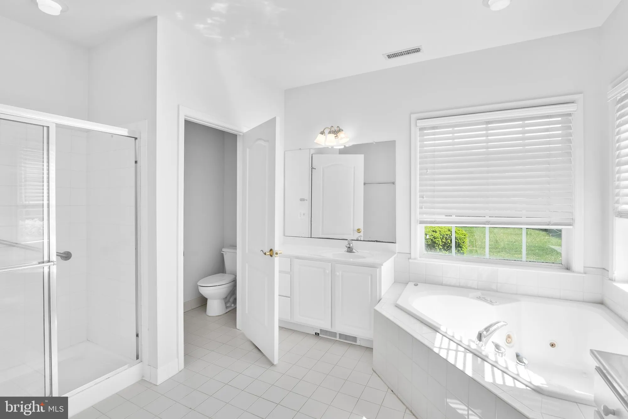 Property Slideshow image 16 of 21 | 29653 lyons dr, Easton, MD, 21601