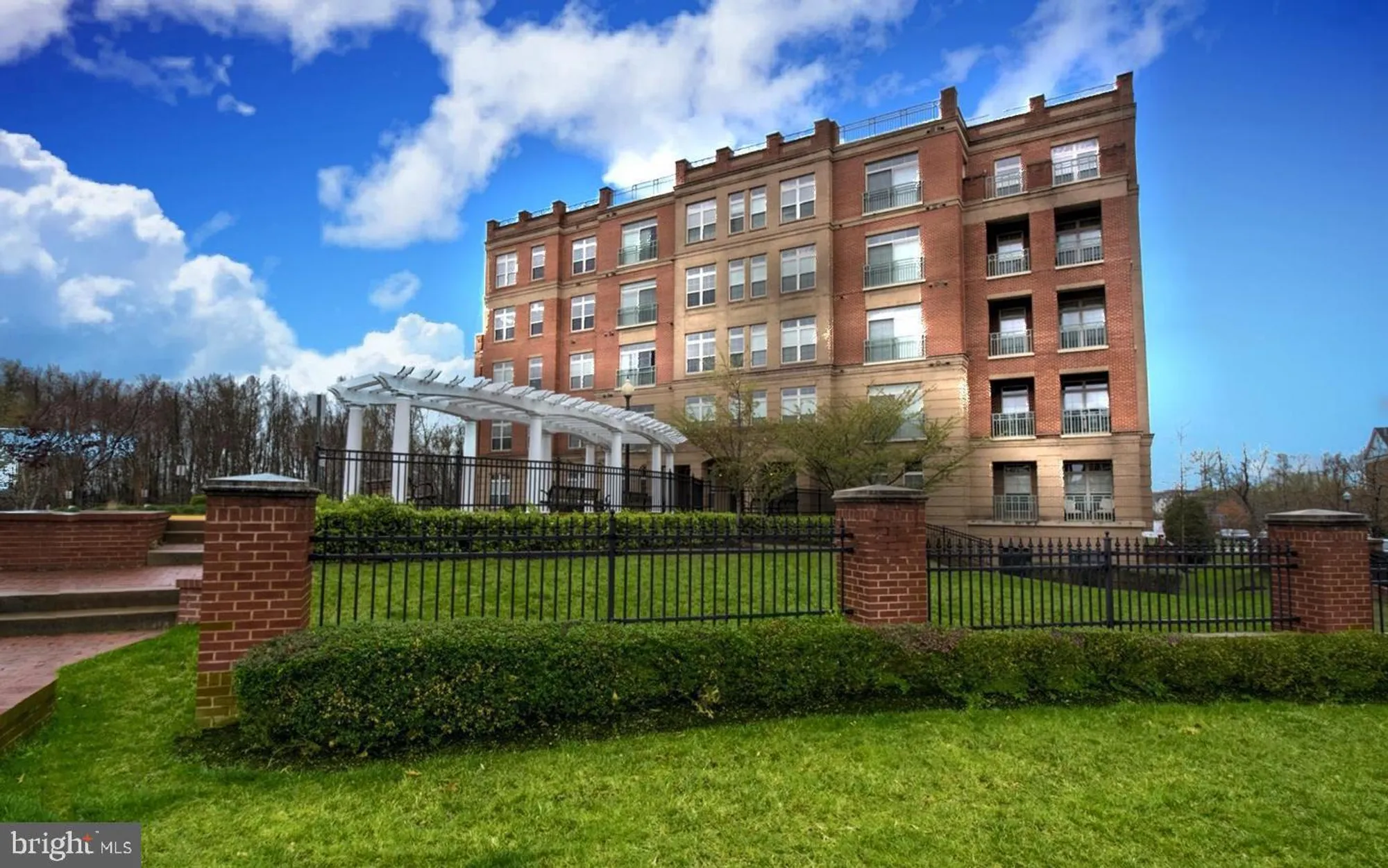 Property Slideshow image 29 of 29 | 680 watermans dr apt 301, Woodbridge, VA, 22191