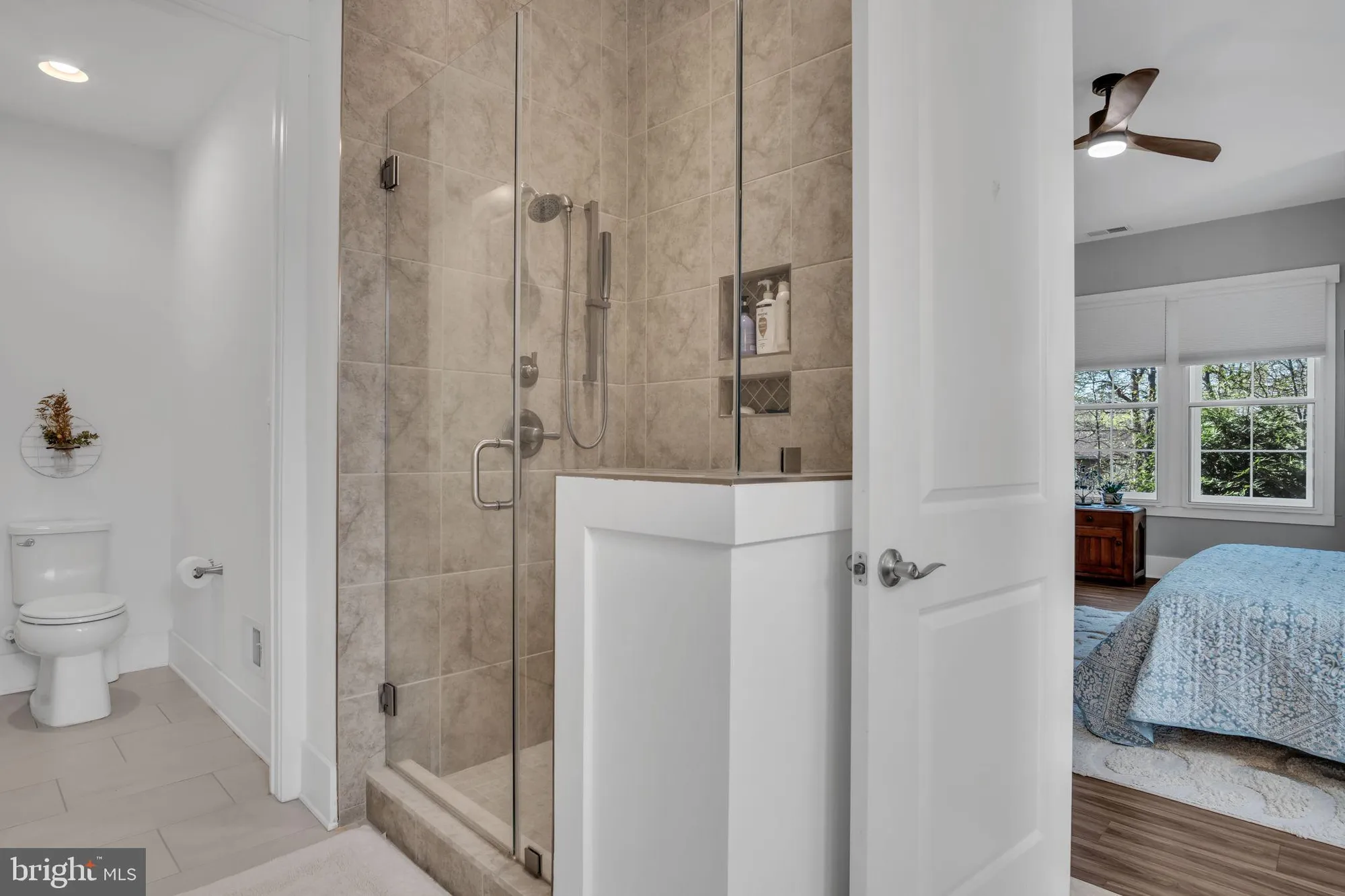 Property Slideshow image 7 of 78 | 215 rustic wood dr, Gettysburg, PA, 17325