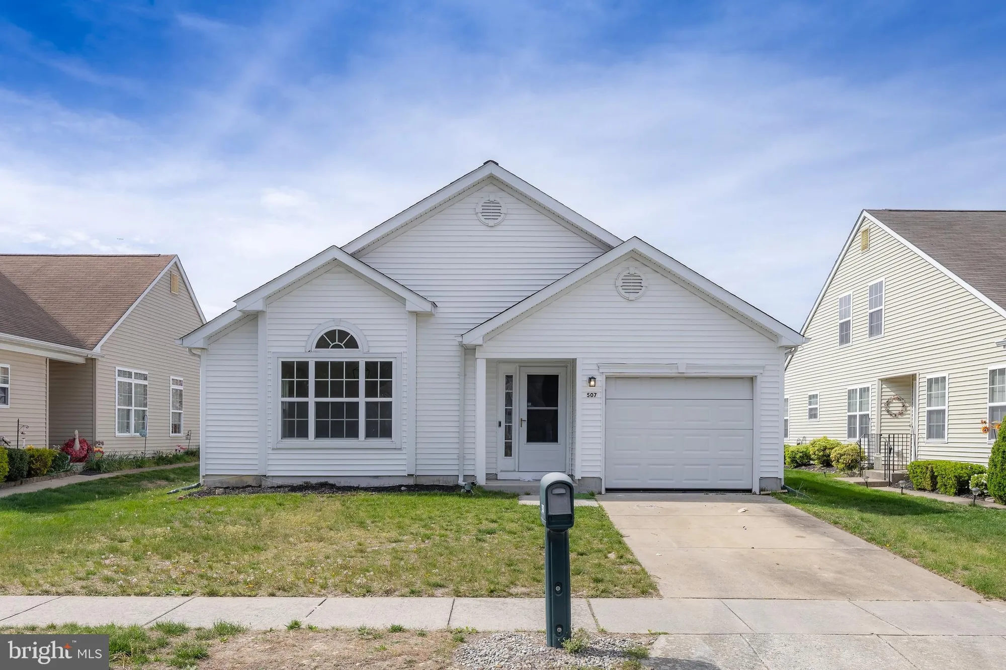 Property Slideshow image 2 of 18 | 507 saint kitts dr, Williamstown, NJ, 08094