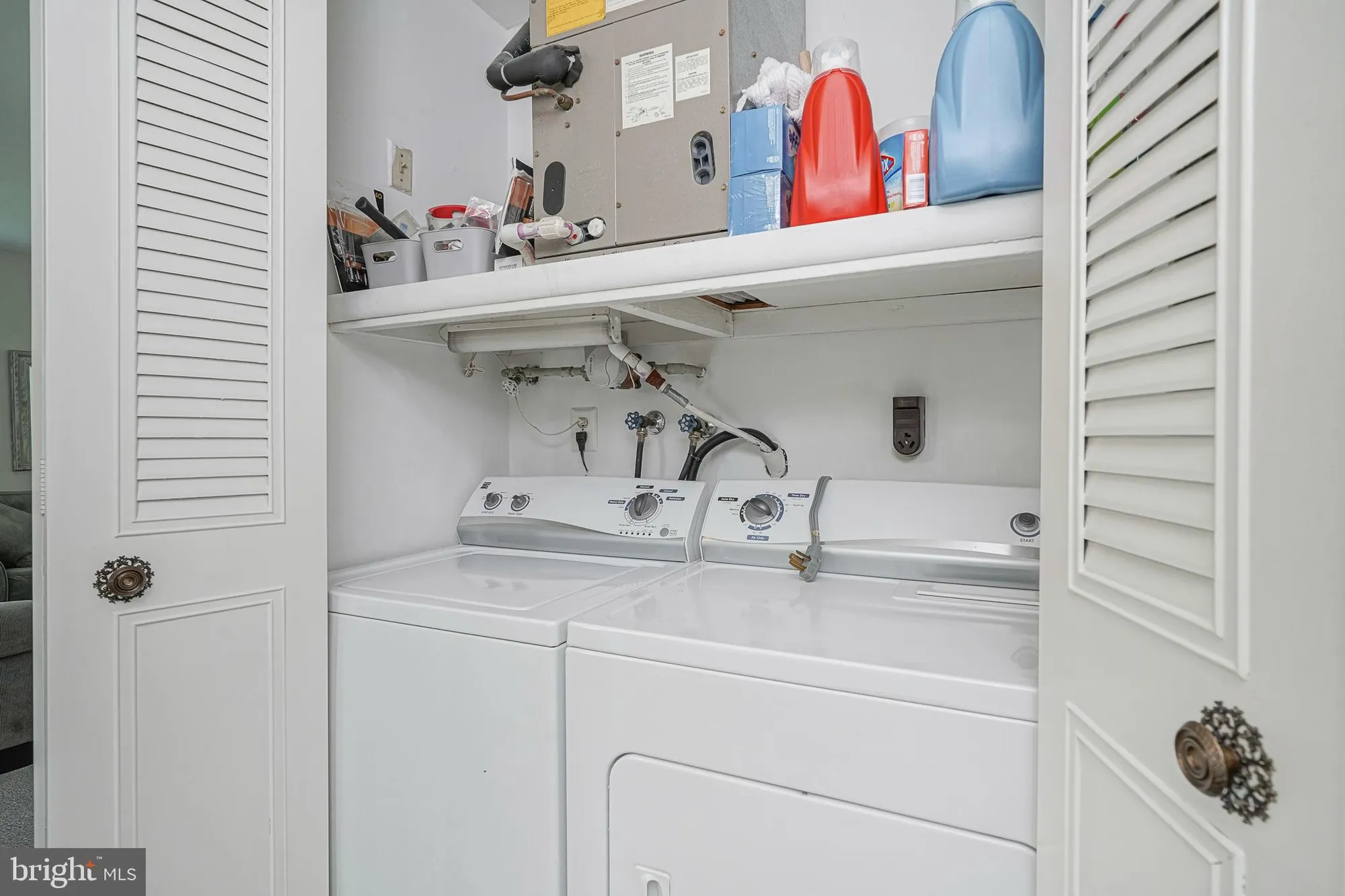 Property Slideshow image 17 of 20 | 233 huntington dr, Southampton, NJ, 08088