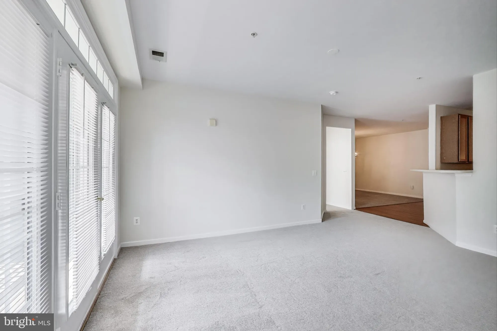 Property Slideshow image 9 of 28 | 13401 belle chasse blvd 411, Laurel, MD, 20707