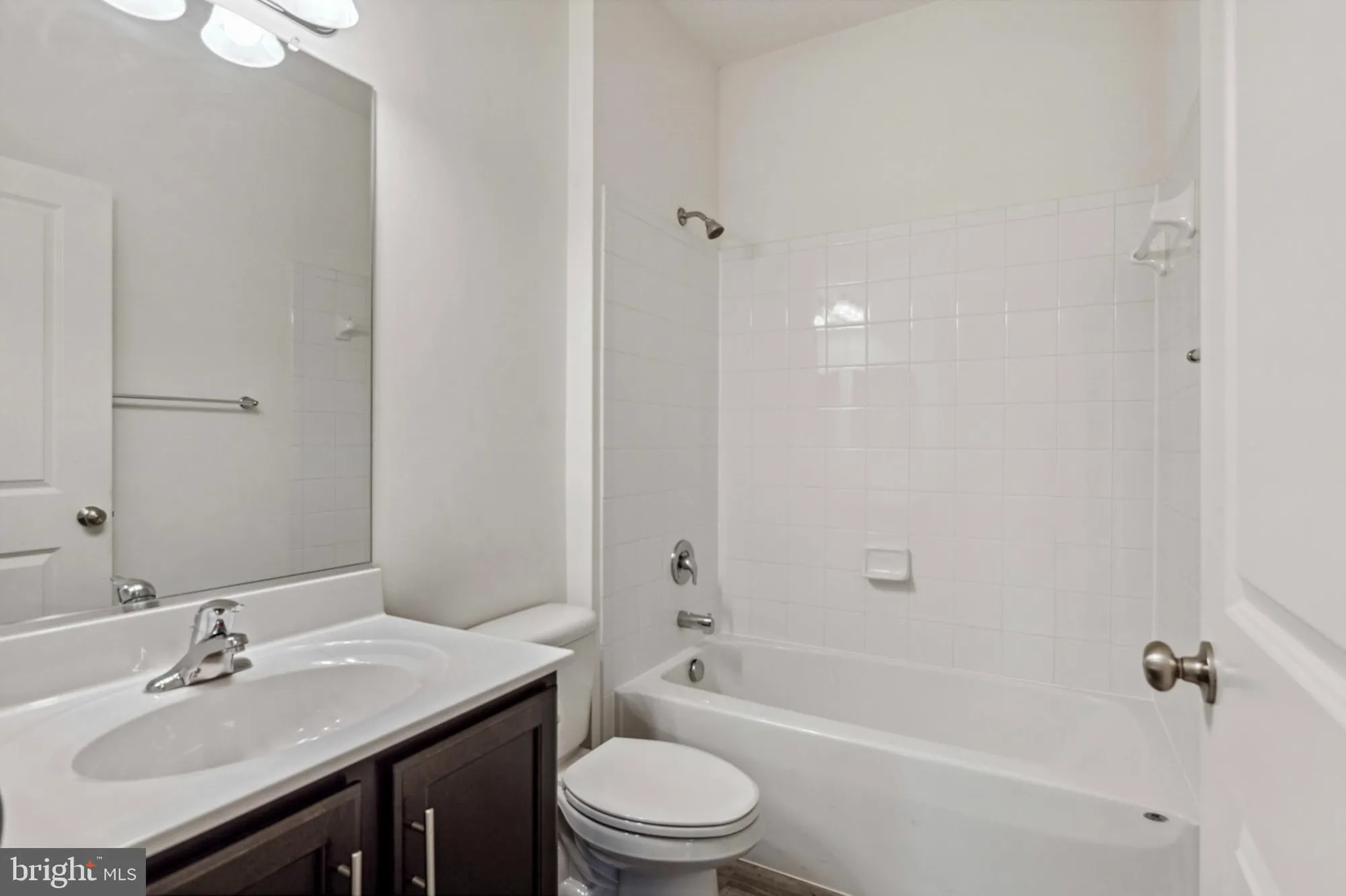 Property Slideshow image 16 of 54 | 219 heron cir, New Castle, DE, 19720