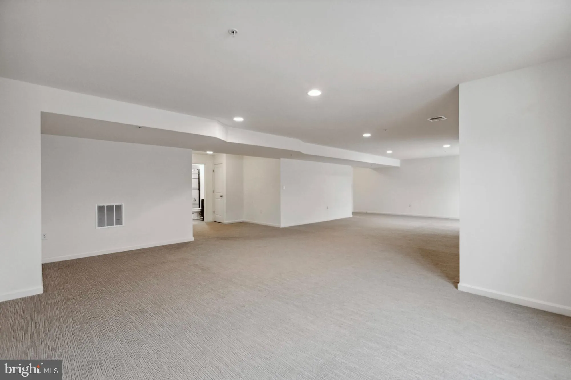 Property Slideshow image 30 of 54 | 219 heron cir, New Castle, DE, 19720