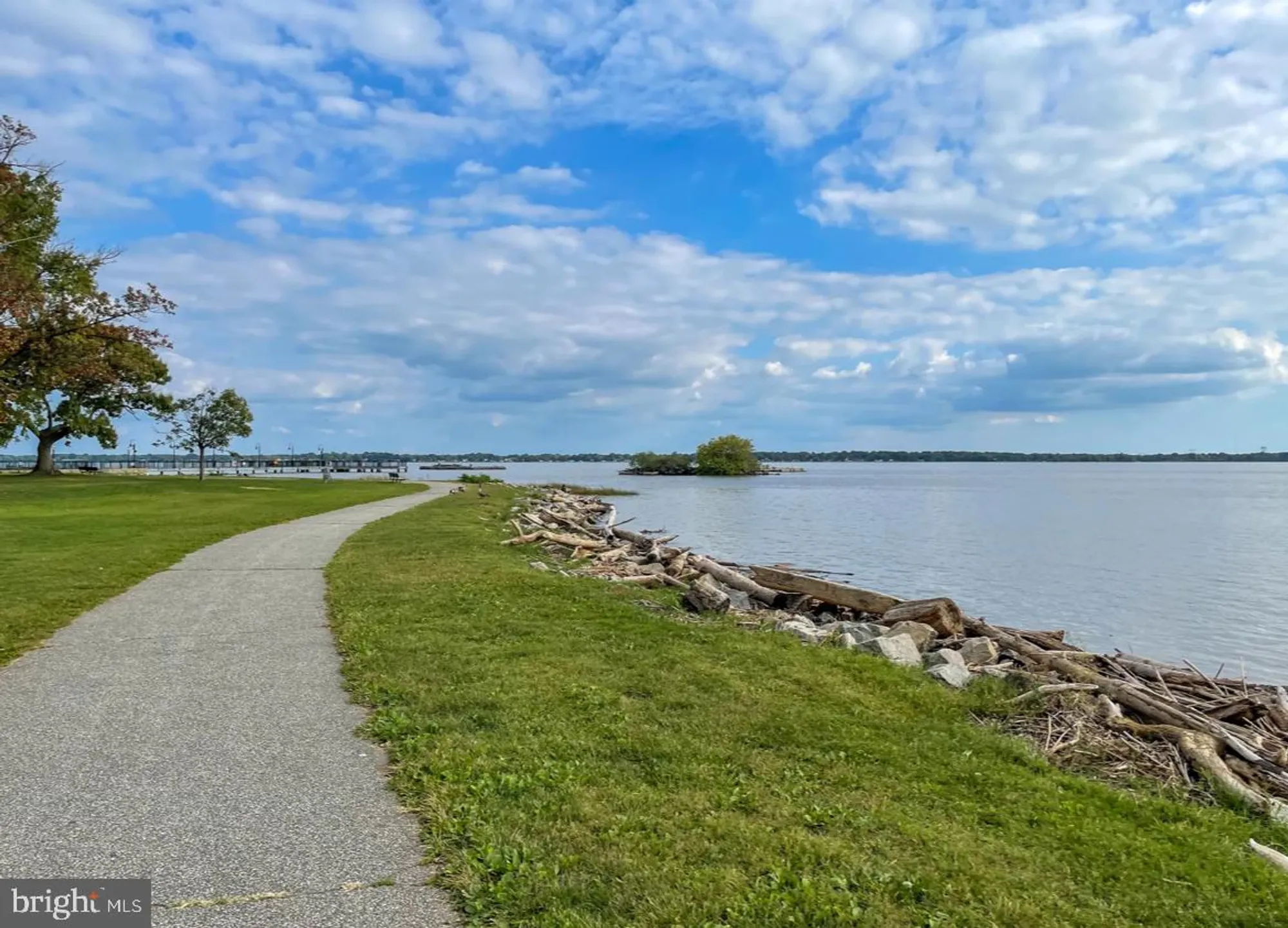 Property Slideshow image 50 of 54 | 219 heron cir, New Castle, DE, 19720