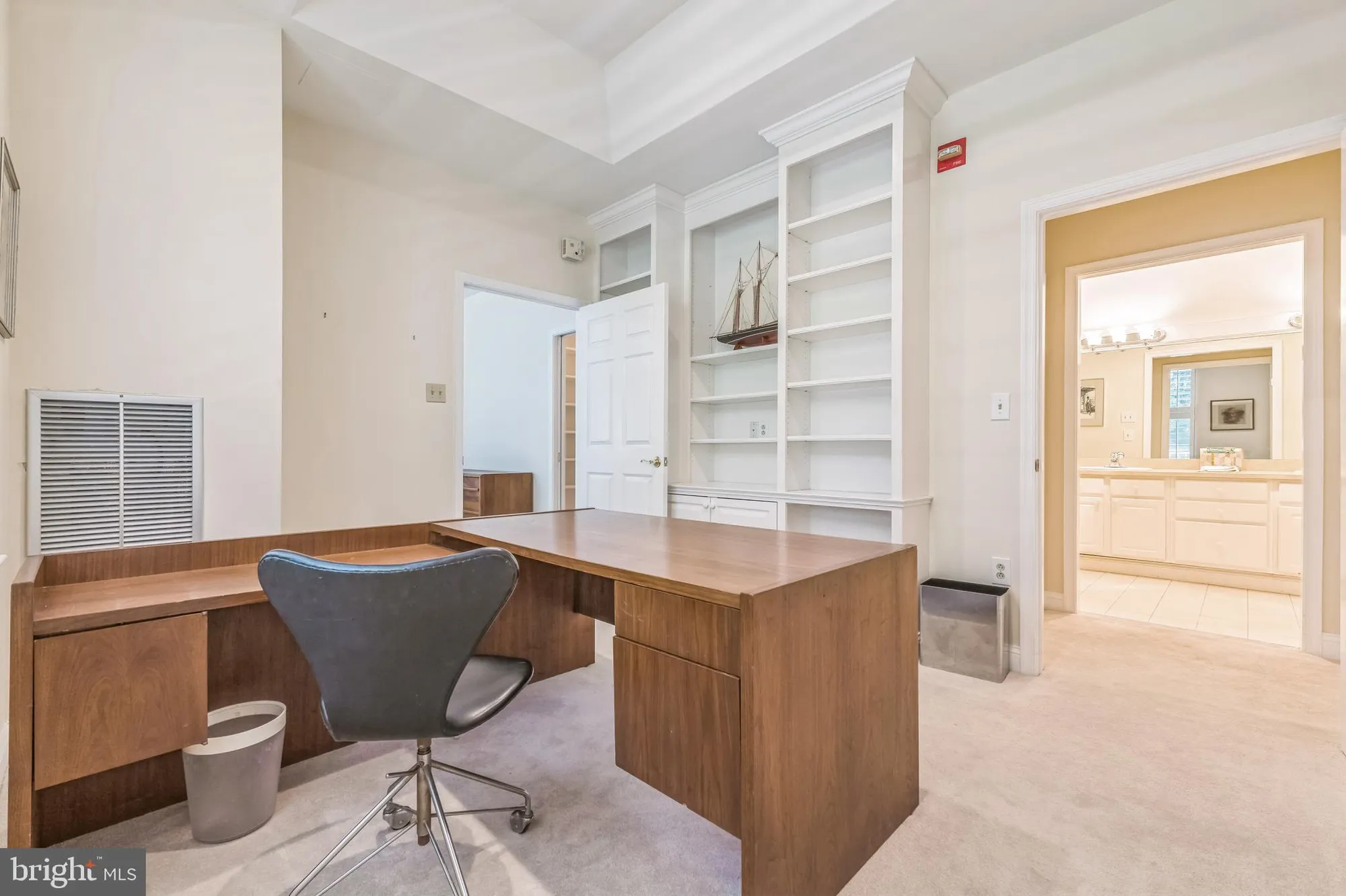 Property Slideshow image 27 of 31 | 2140 windrow dr, Princeton, NJ, 08540