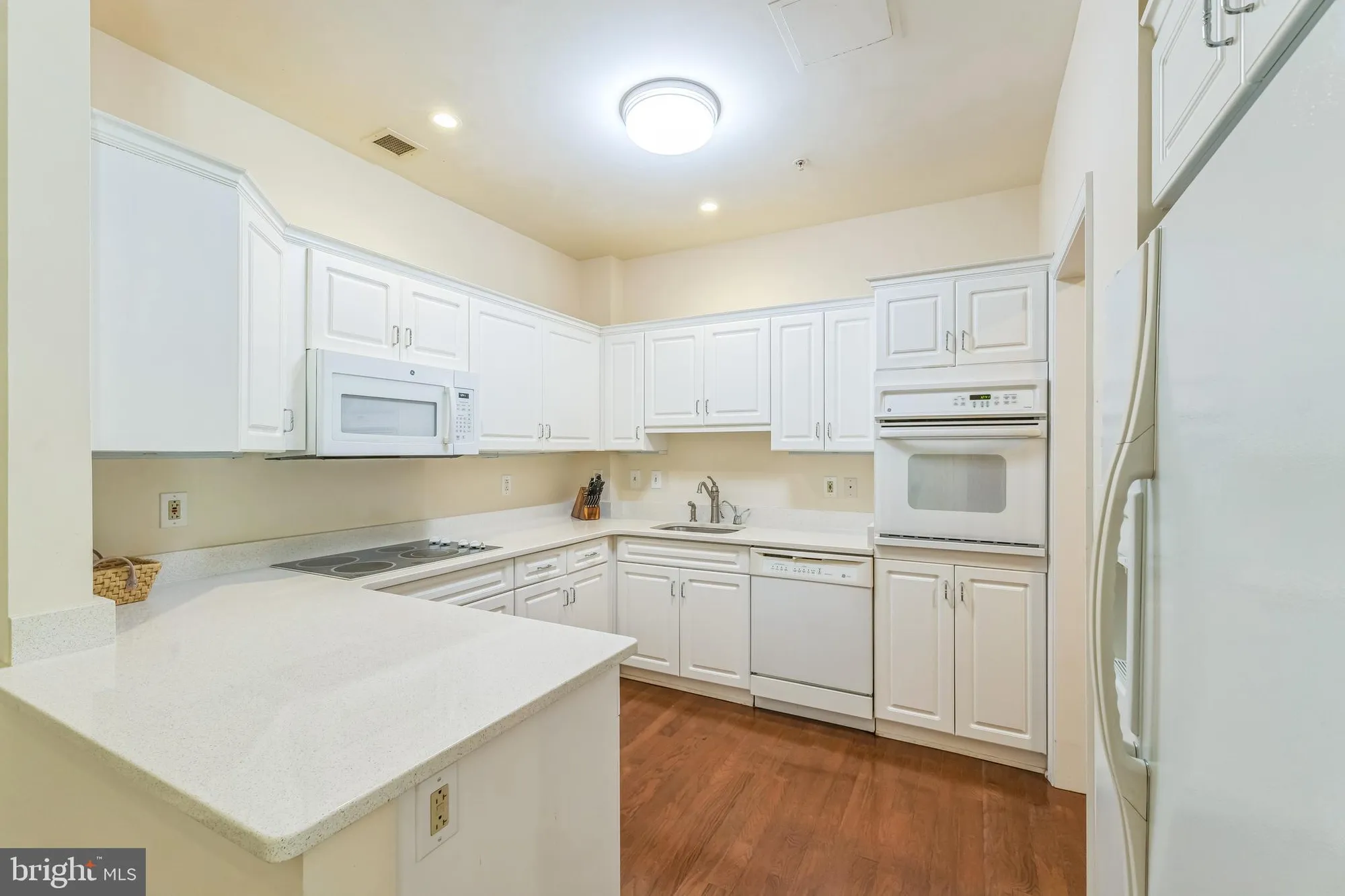 Property Slideshow image 10 of 31 | 2140 windrow dr, Princeton, NJ, 08540