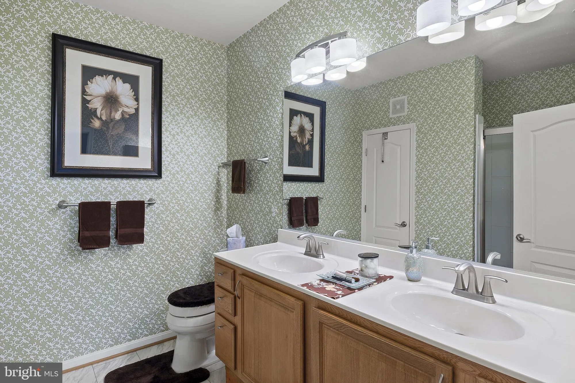 Property Slideshow image 25 of 43 | 8603 wintergreen ct unit 201, Odenton, MD, 21113