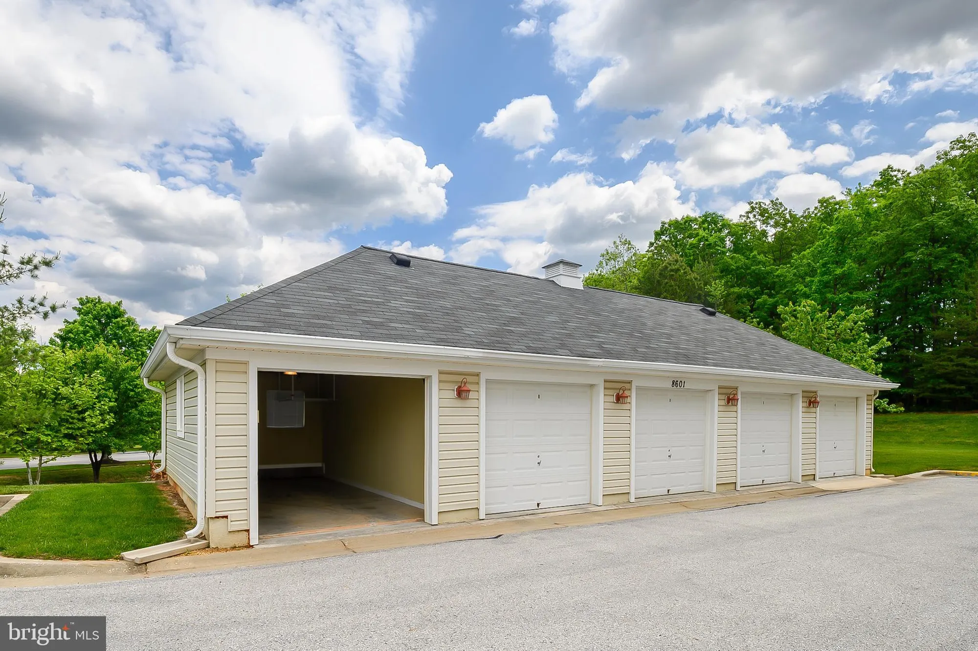 Property Slideshow image 38 of 43 | 8603 wintergreen ct unit 201, Odenton, MD, 21113