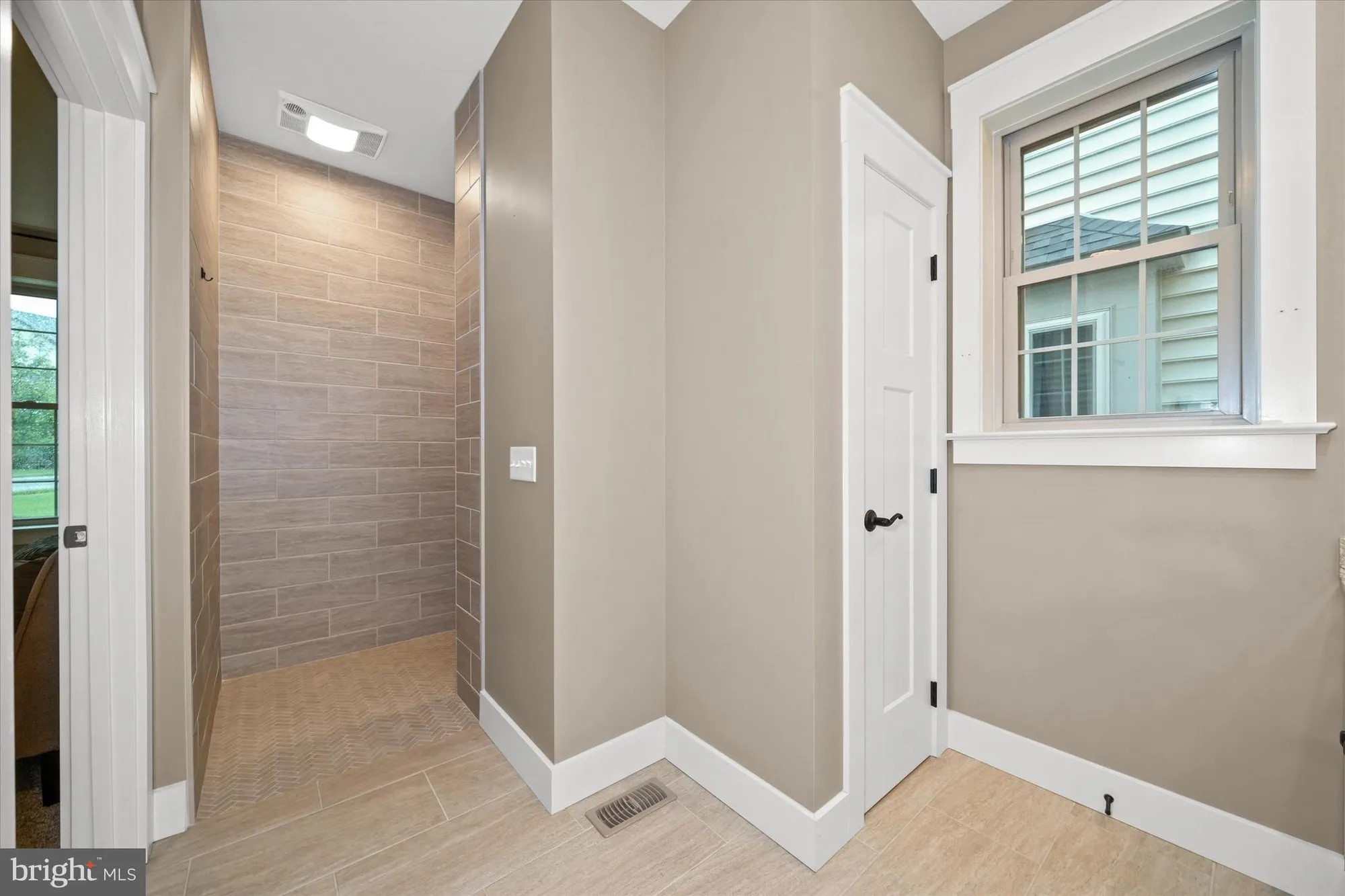 Property Slideshow image 28 of 48 | 843 summer breeze path, Cochranville, PA, 19330