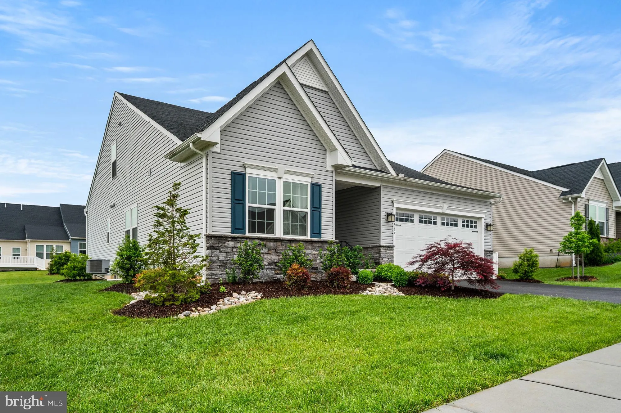 Property Slideshow image 2 of 37 | 532 christiana manor dr, West Grove, PA, 19390