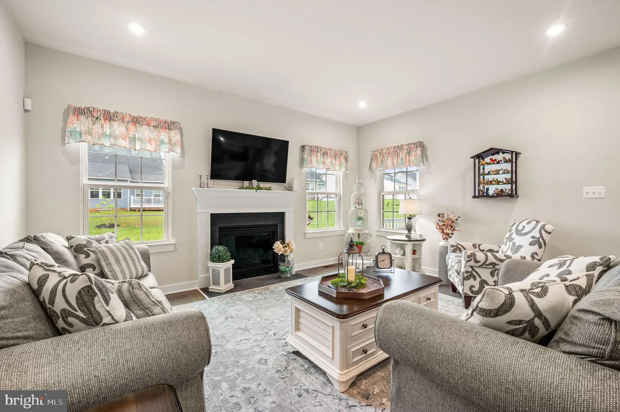 Property Slideshow image 15 of 37 | 532 christiana manor dr, West Grove, PA, 19390