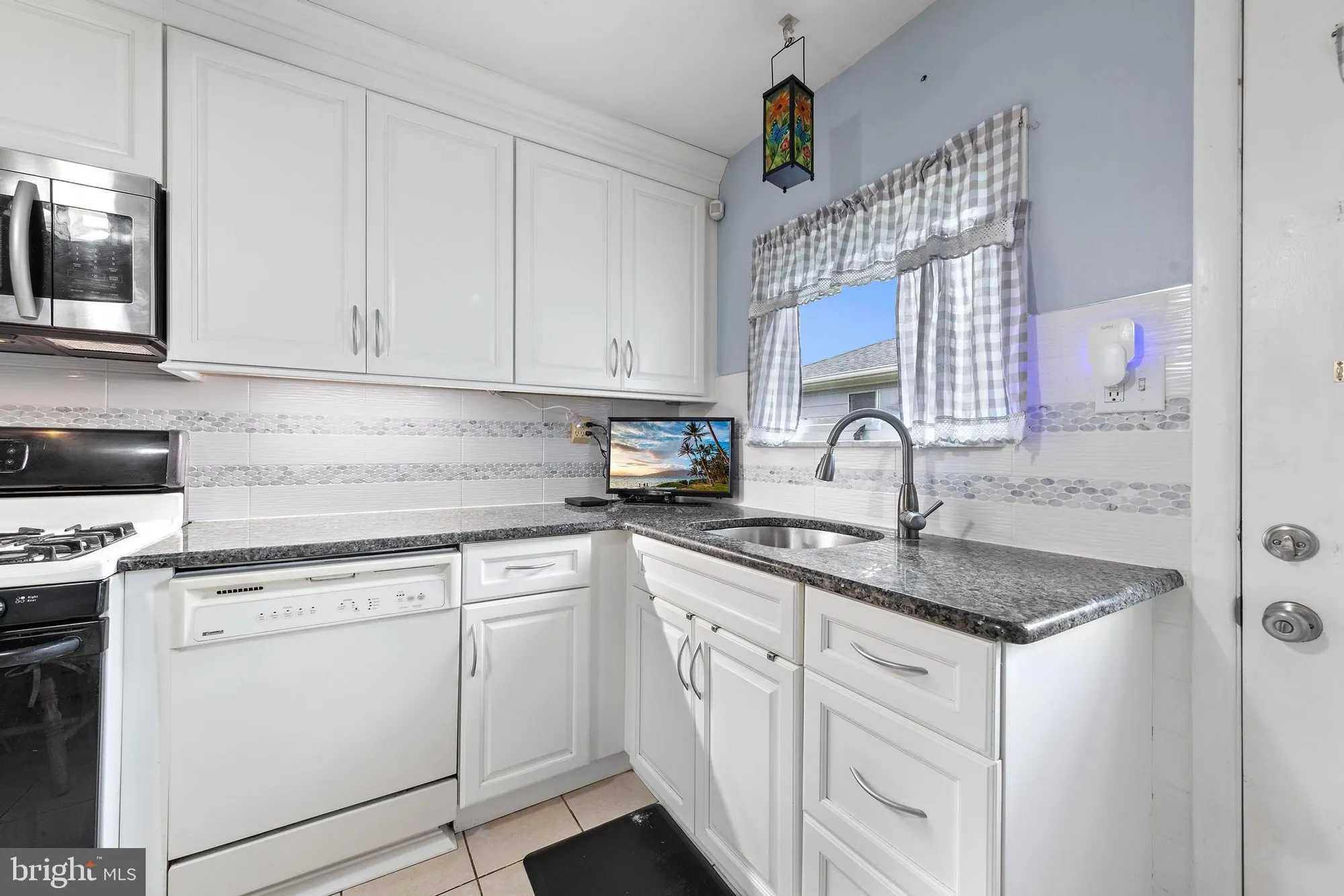 Property Slideshow image 15 of 27 | 162 harrington dr, Toms River, NJ, 08757