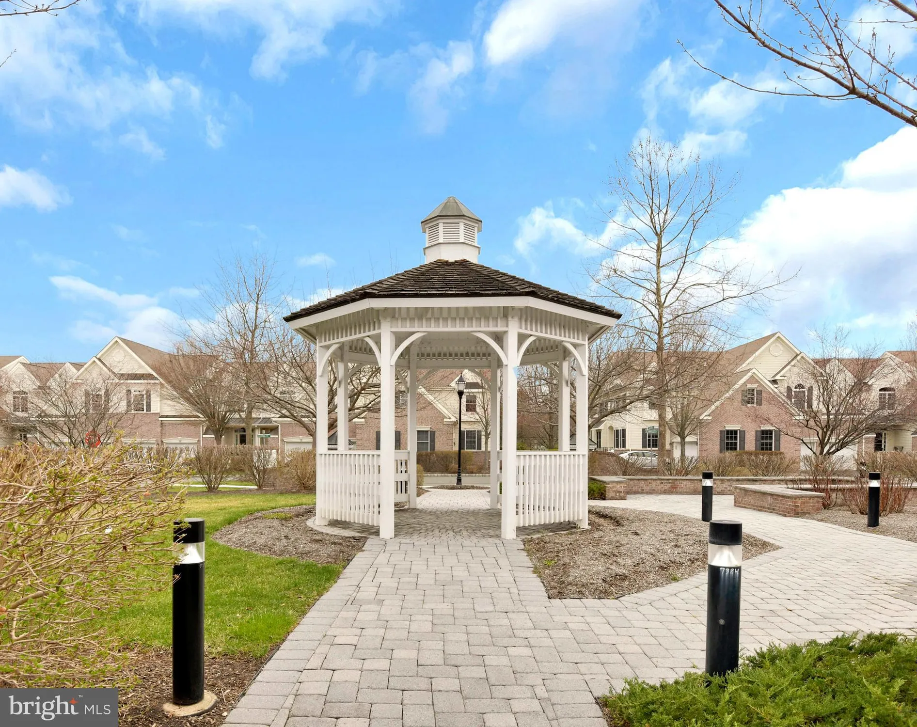 Property Slideshow image 2 of 31 | 74 schindler ct, Lawrence Township, NJ, 08648