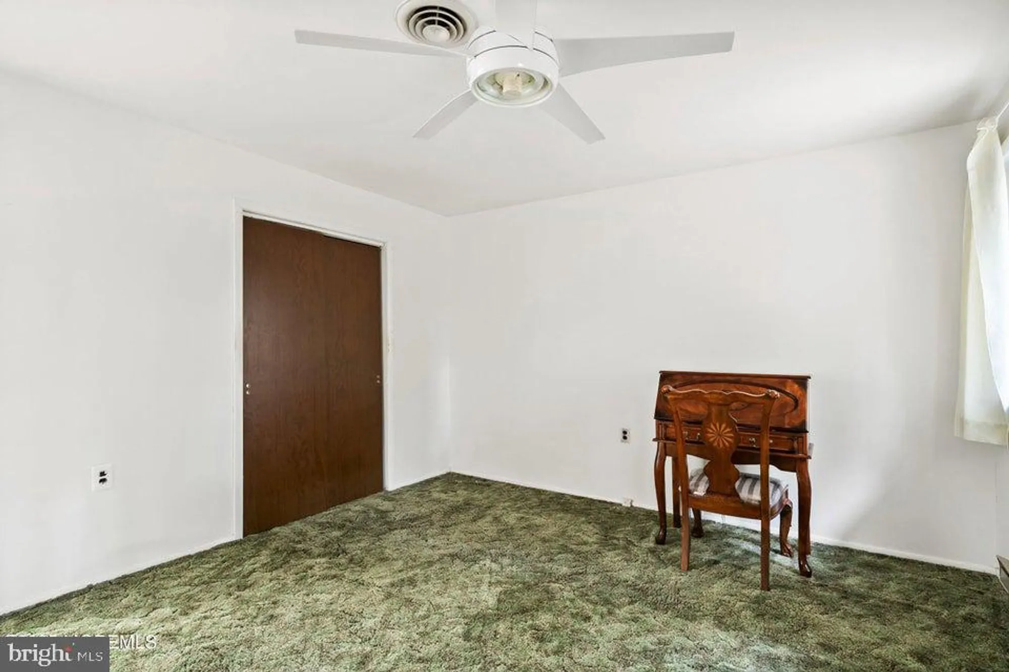 Property Slideshow image 16 of 28 | 17b bennington ln, Whiting, NJ, 08759