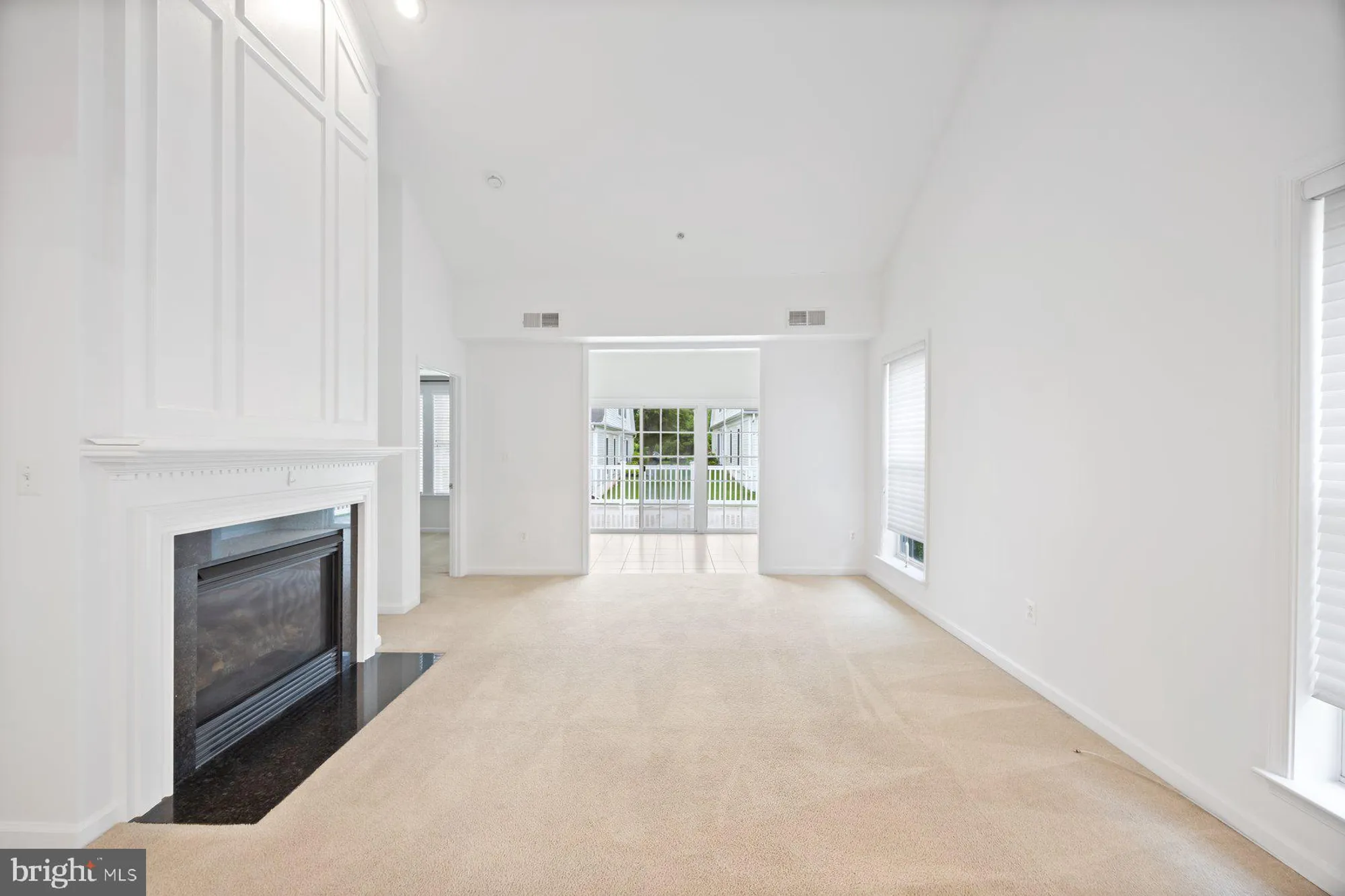 Property Slideshow image 14 of 37 | 840 horseshoe ln # 171, Taneytown, MD, 21787