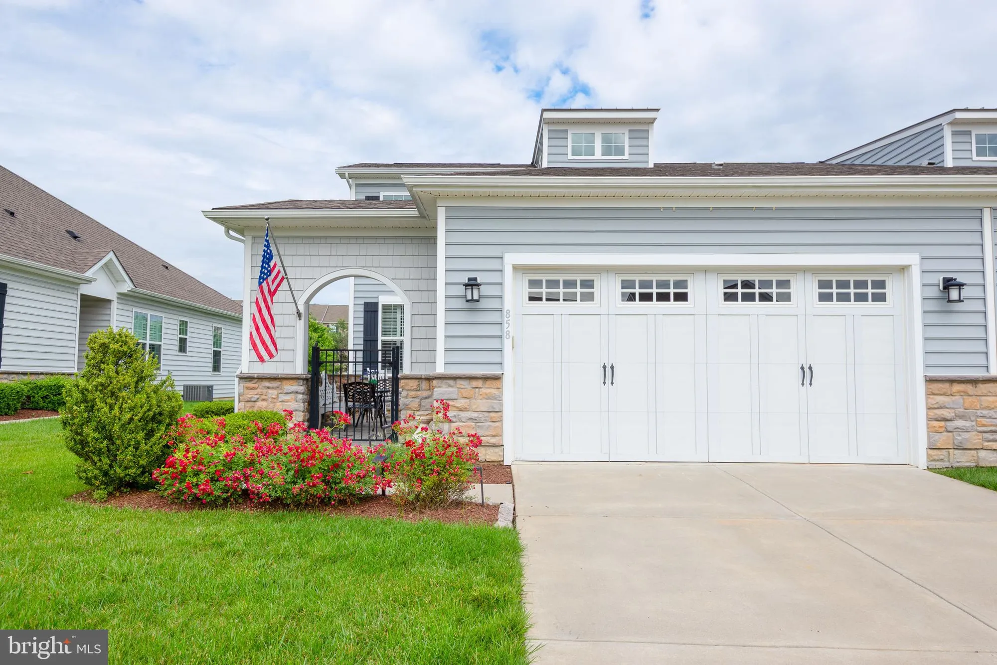 Property Slideshow image 2 of 42 | 858 moorings cir 11, Stevensville, MD, 21666