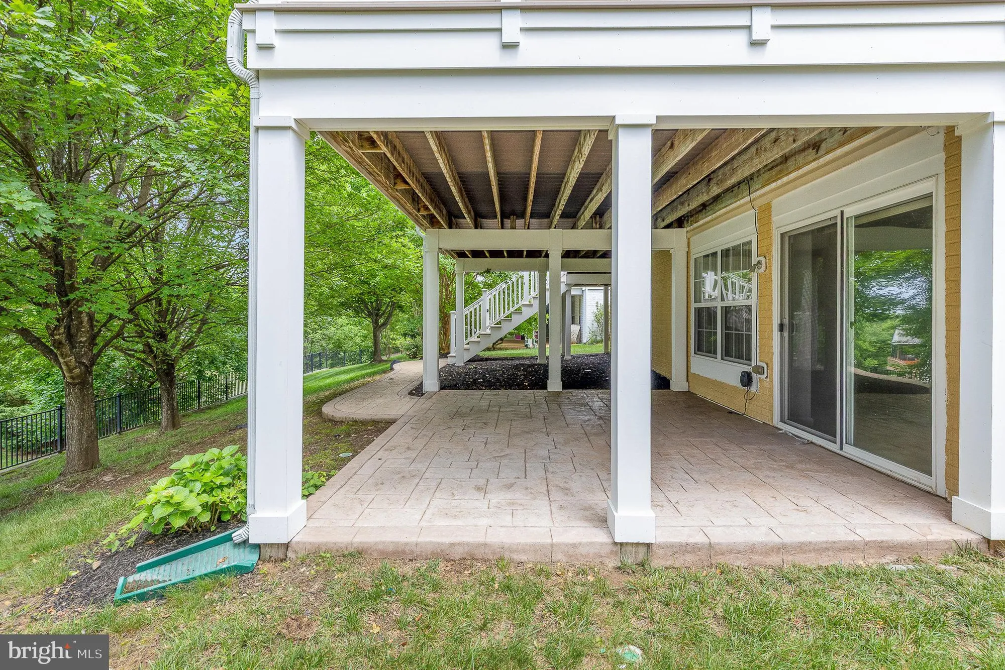 Property Slideshow image 37 of 53 | 3839 mulberry point ct, Dumfries, VA, 22025