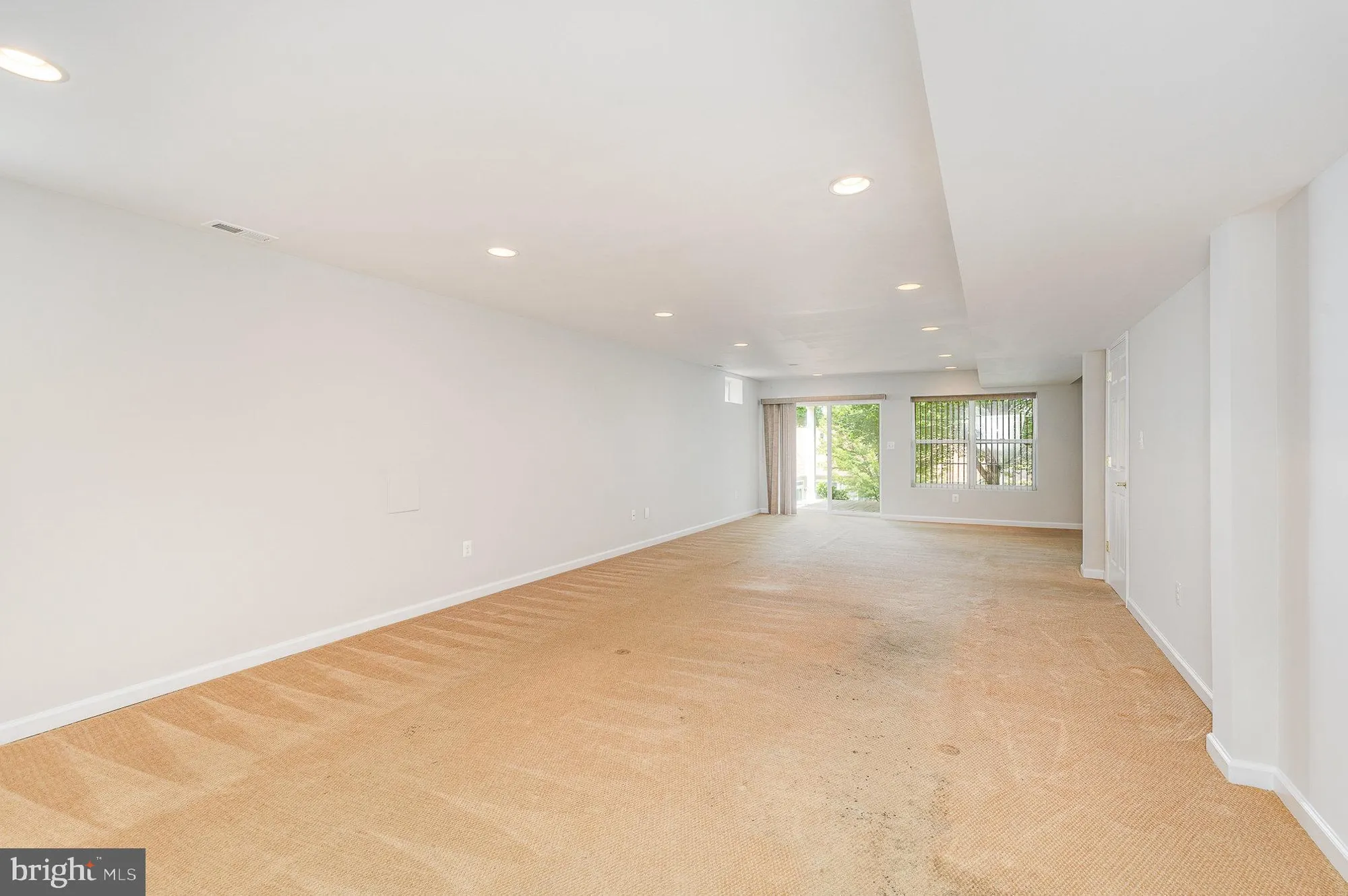 Property Slideshow image 47 of 53 | 3839 mulberry point ct, Dumfries, VA, 22025