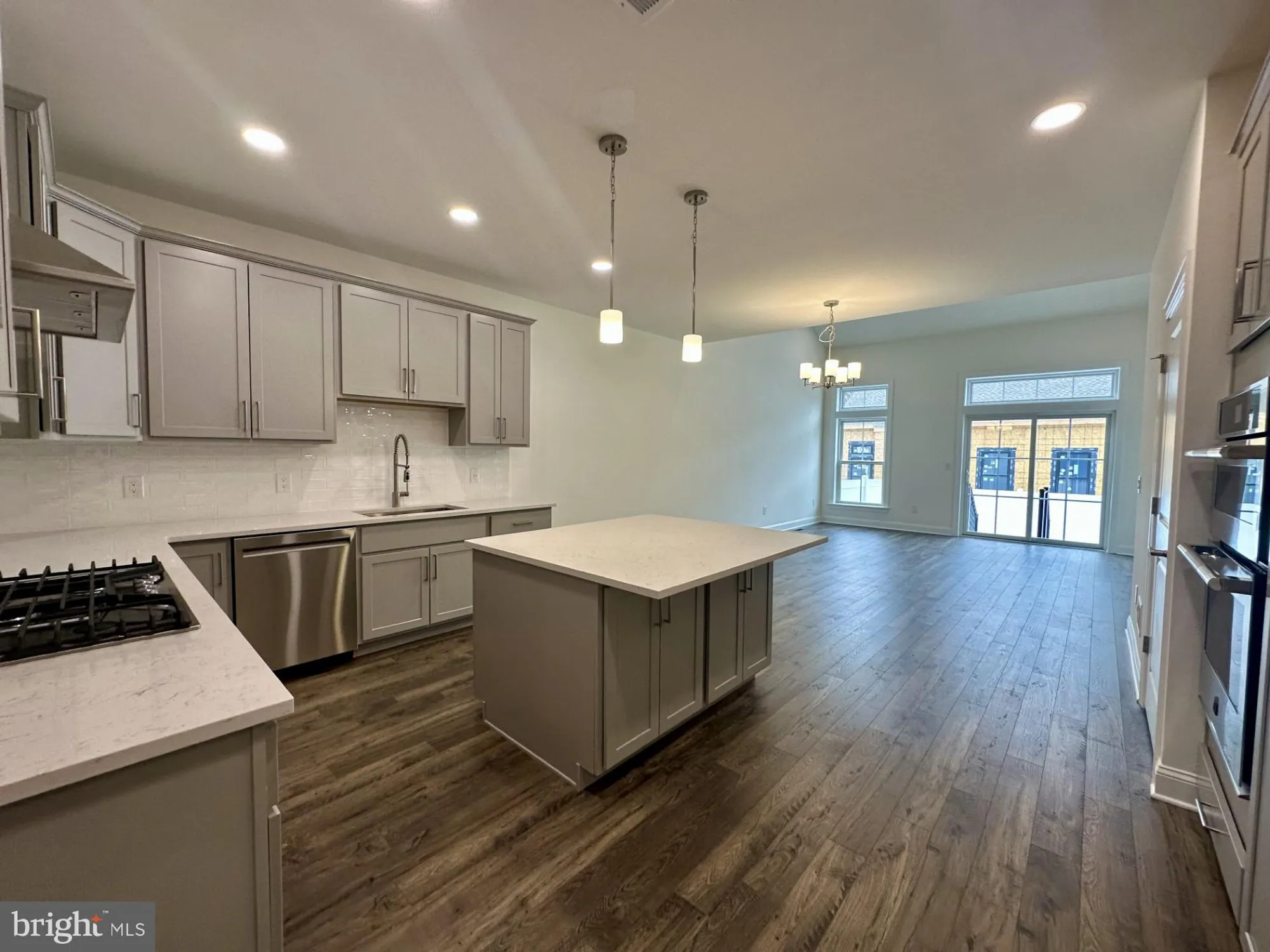 Property Slideshow image 4 of 31 | 53 kay chiarello way, Hamilton, NJ, 08690