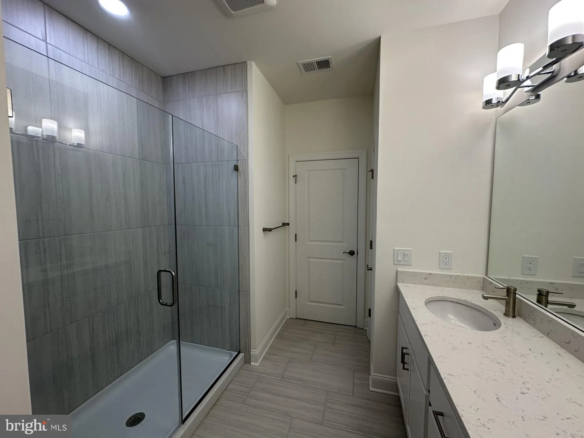 Property Slideshow image 11 of 31 | 53 kay chiarello way, Hamilton, NJ, 08690