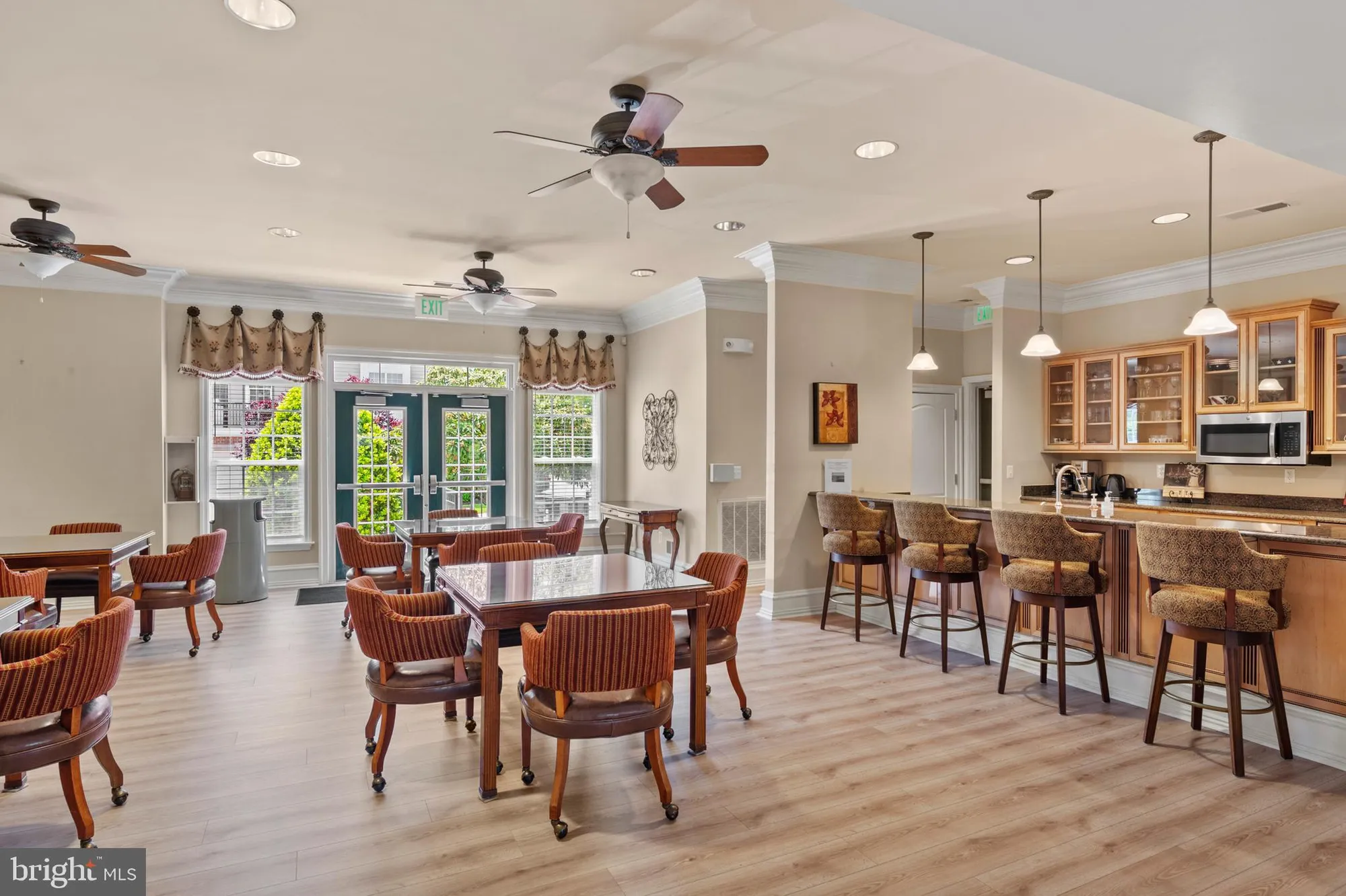 Property Slideshow image 47 of 62 | 7305 maplecrest rd 206, Elkridge, MD, 21075