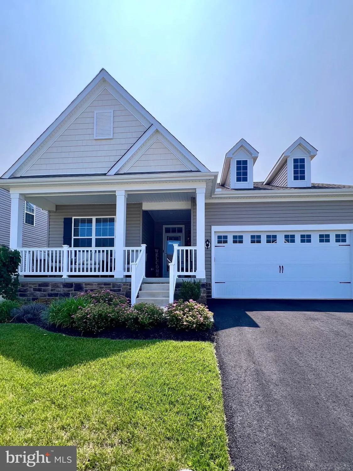 Property Slideshow image 2 of 86 | 1143 kayla ln, Townsend, DE, 19734