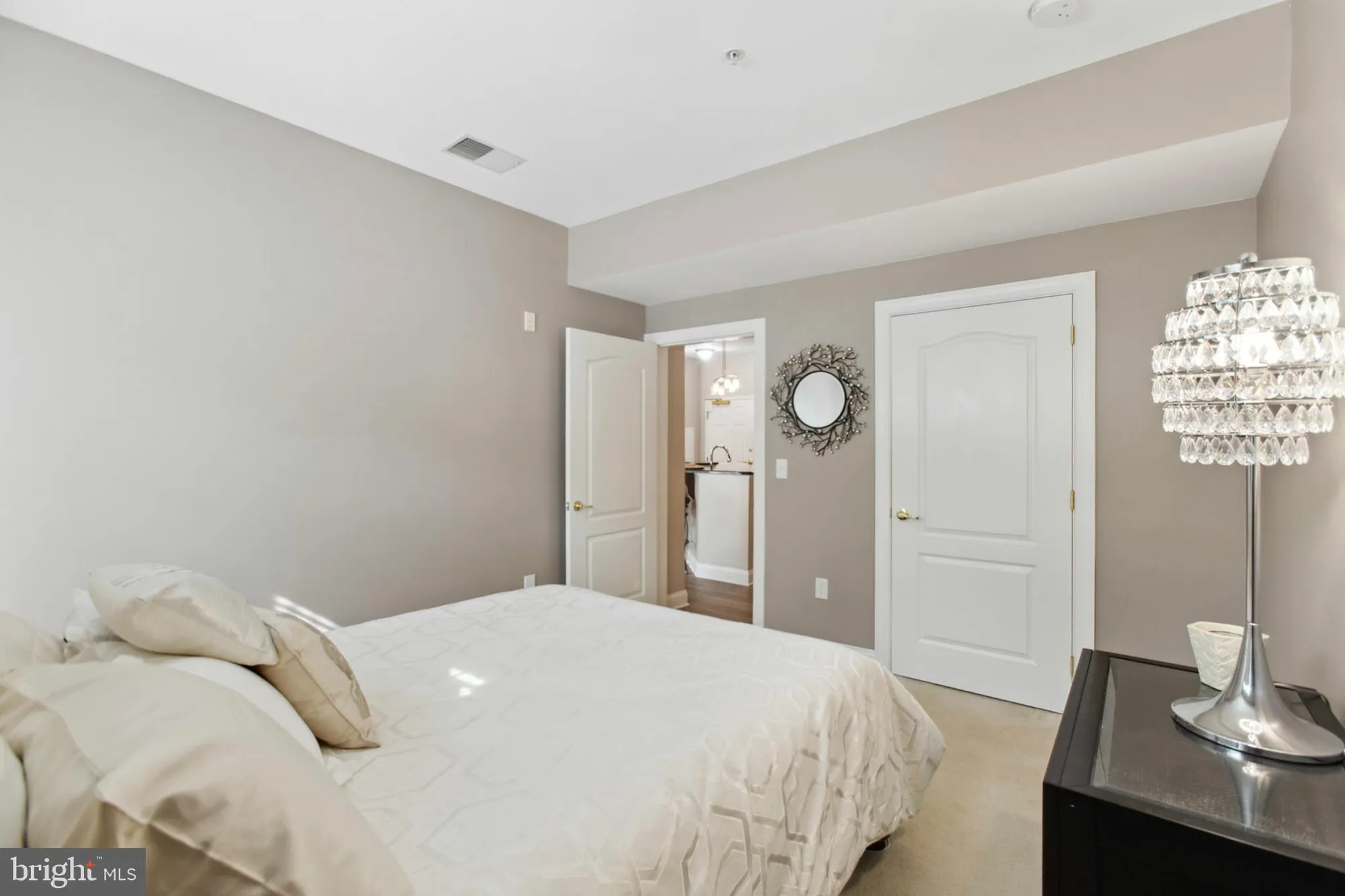 Property Slideshow image 22 of 34 | 3000 fountainview cir # 3107, Newark, DE, 19713