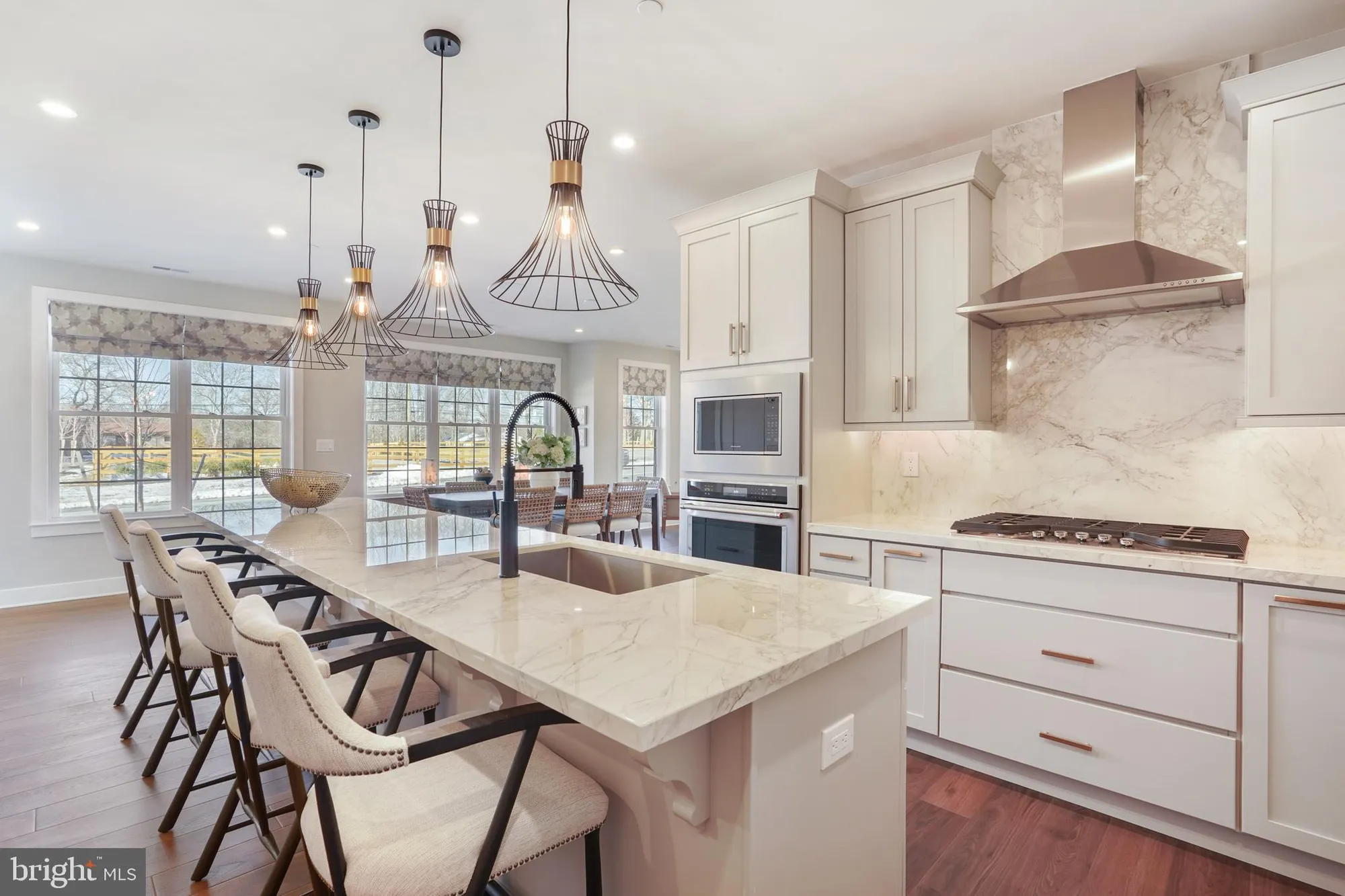 Property Slideshow image 5 of 48 | 508 fullerton farm ct, Warrington, PA, 18976